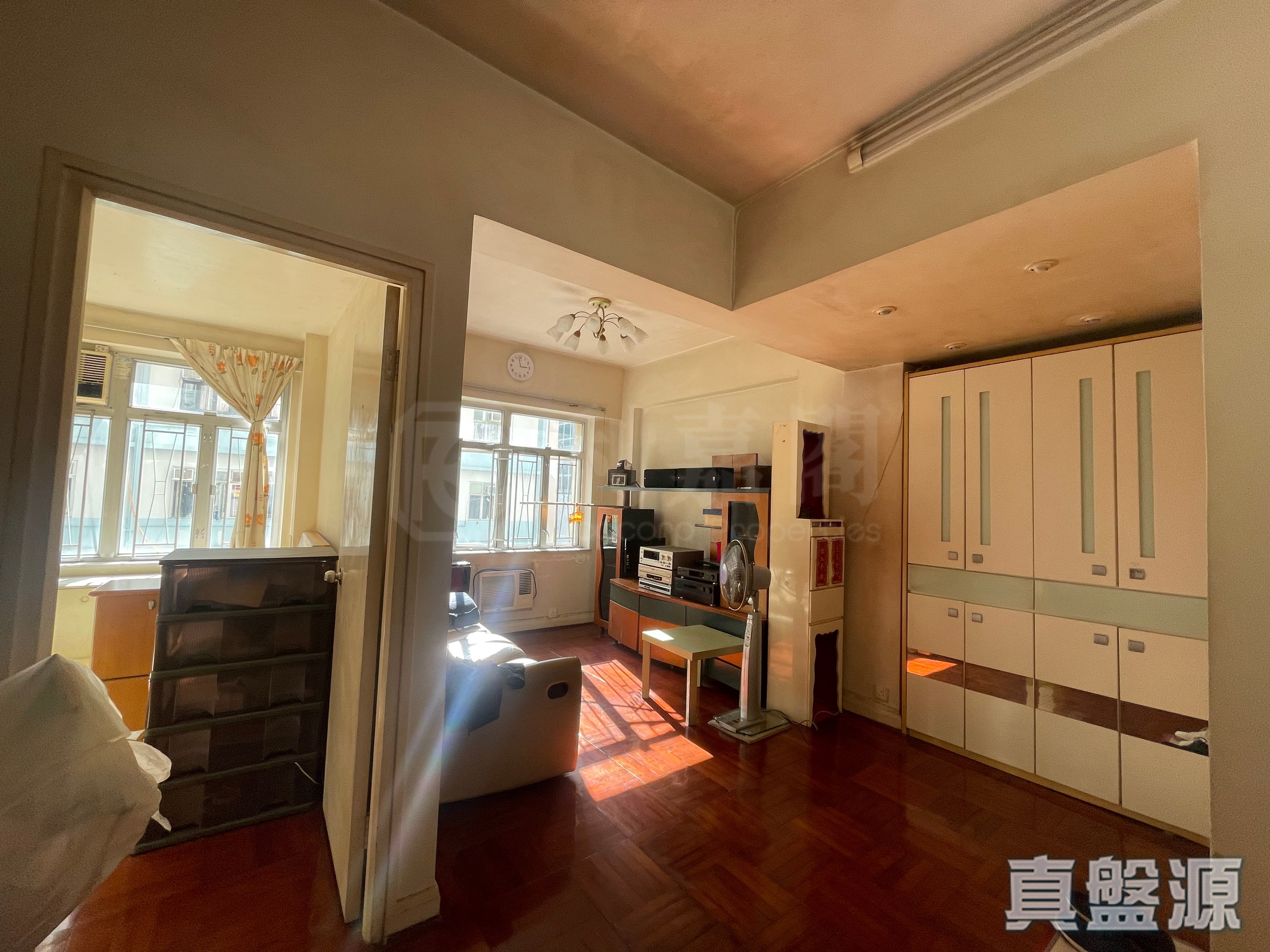 蟾宮大廈 中層 A室 灣仔/銅鑼灣