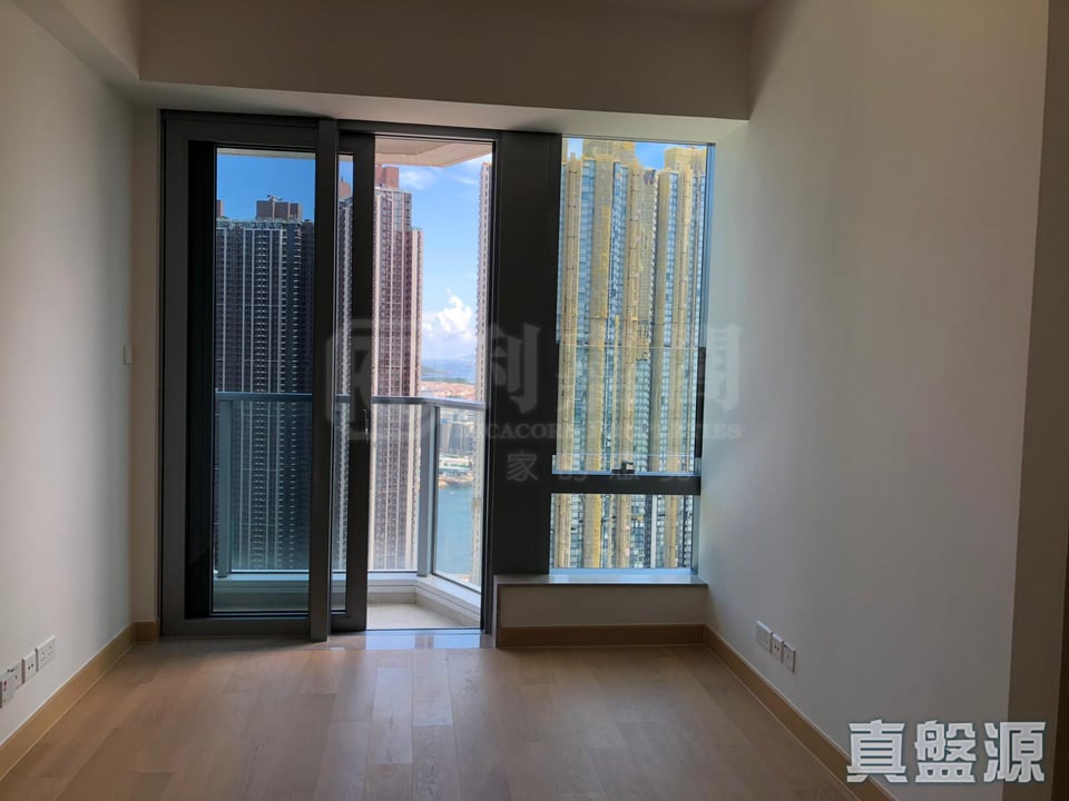 日出康城 5期A MALIBU 2B座 高層 E室 將軍澳