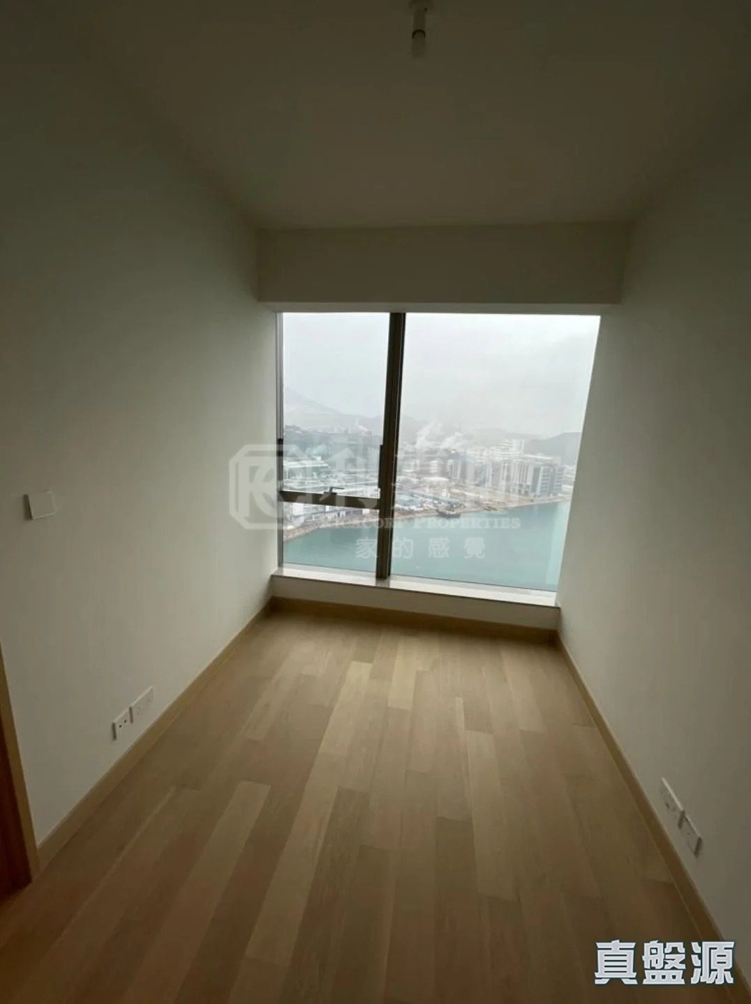 日出康城 9期B GRAND MARINI 2座 (2B) 中层 E室 将军澳