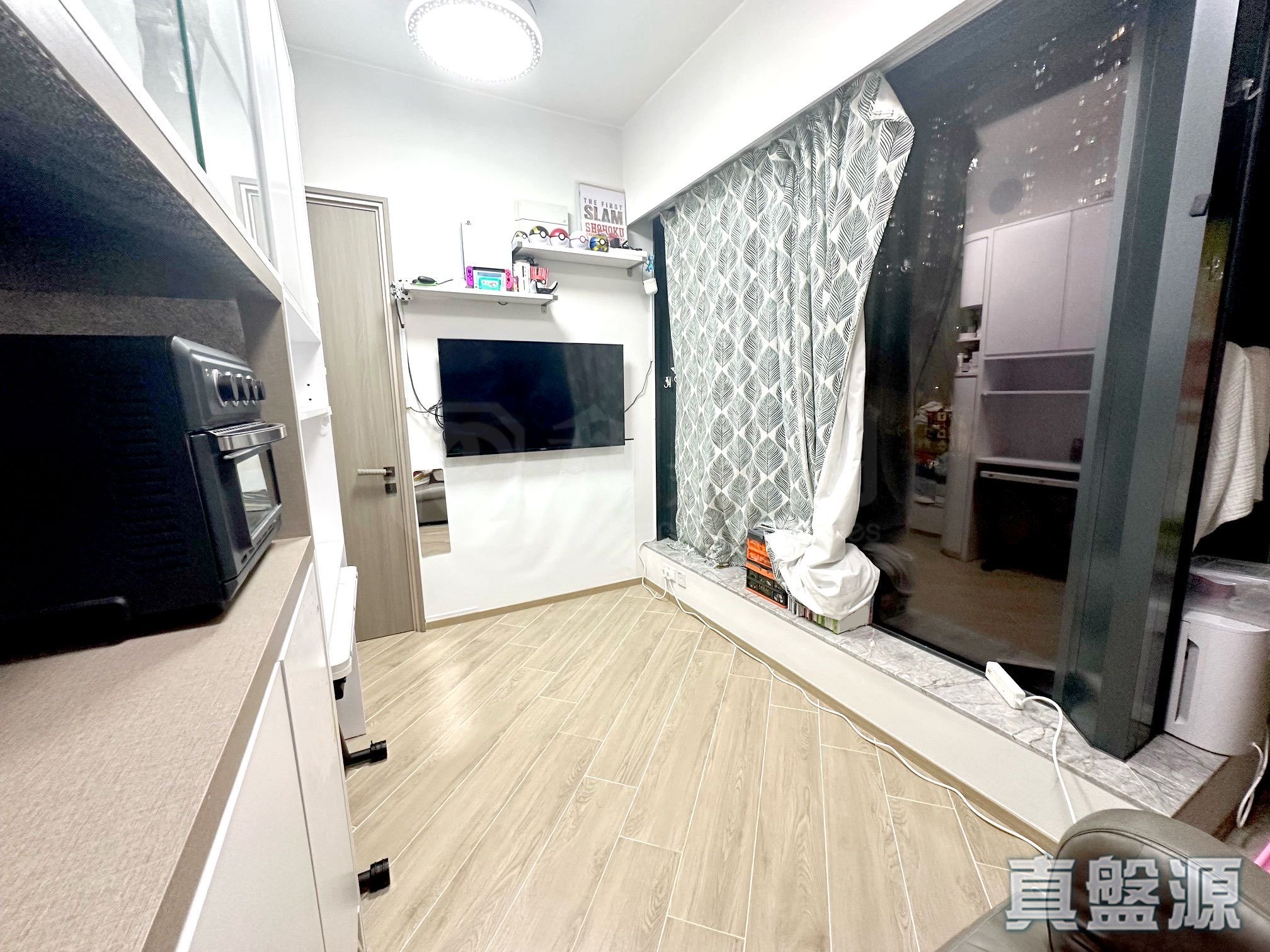 THE UPPER SOUTH Low Floor Zone Flat F Ap Lei Chau