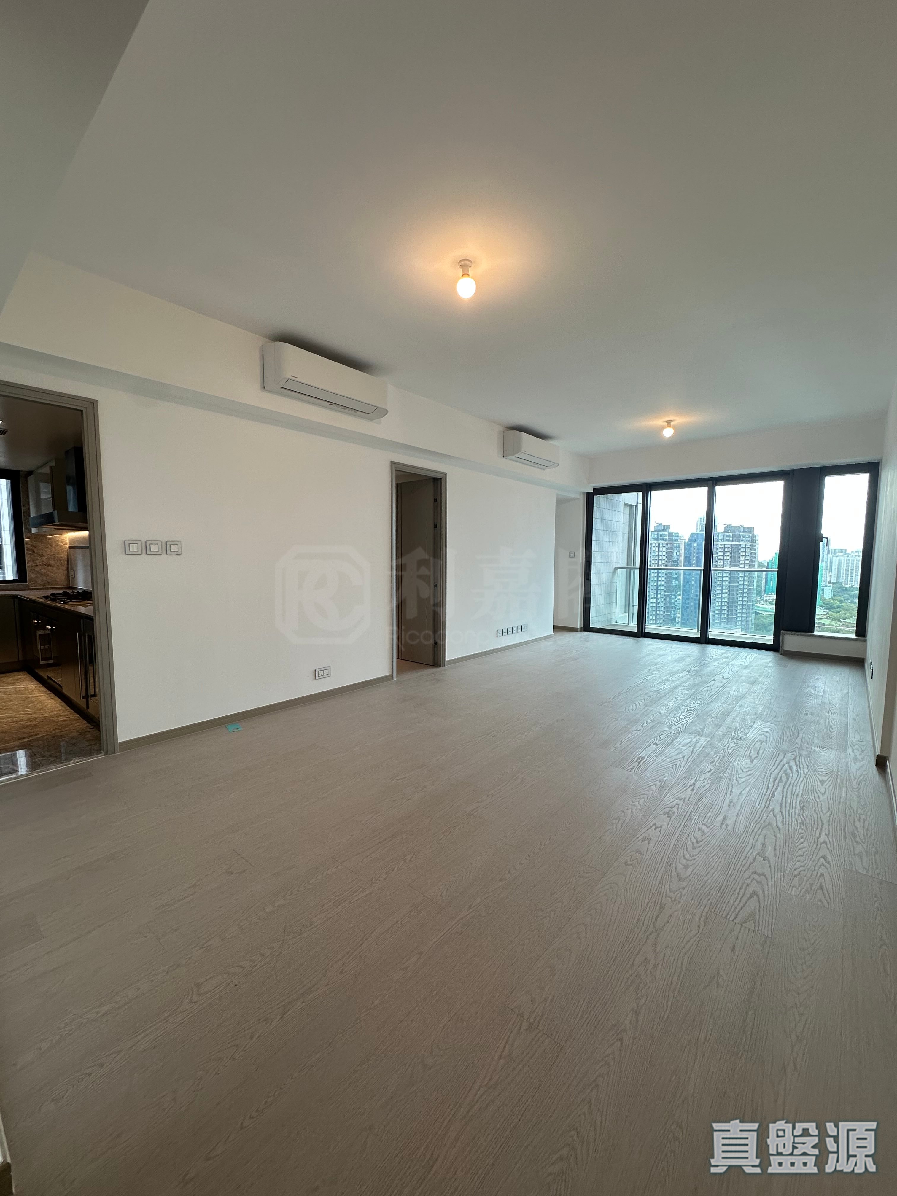THE SOUTHSIDE PHASE 3C BLUE COAST II - Tower 3 High Floor Zone Flat A Wong Chuk Hang/Sham Wan