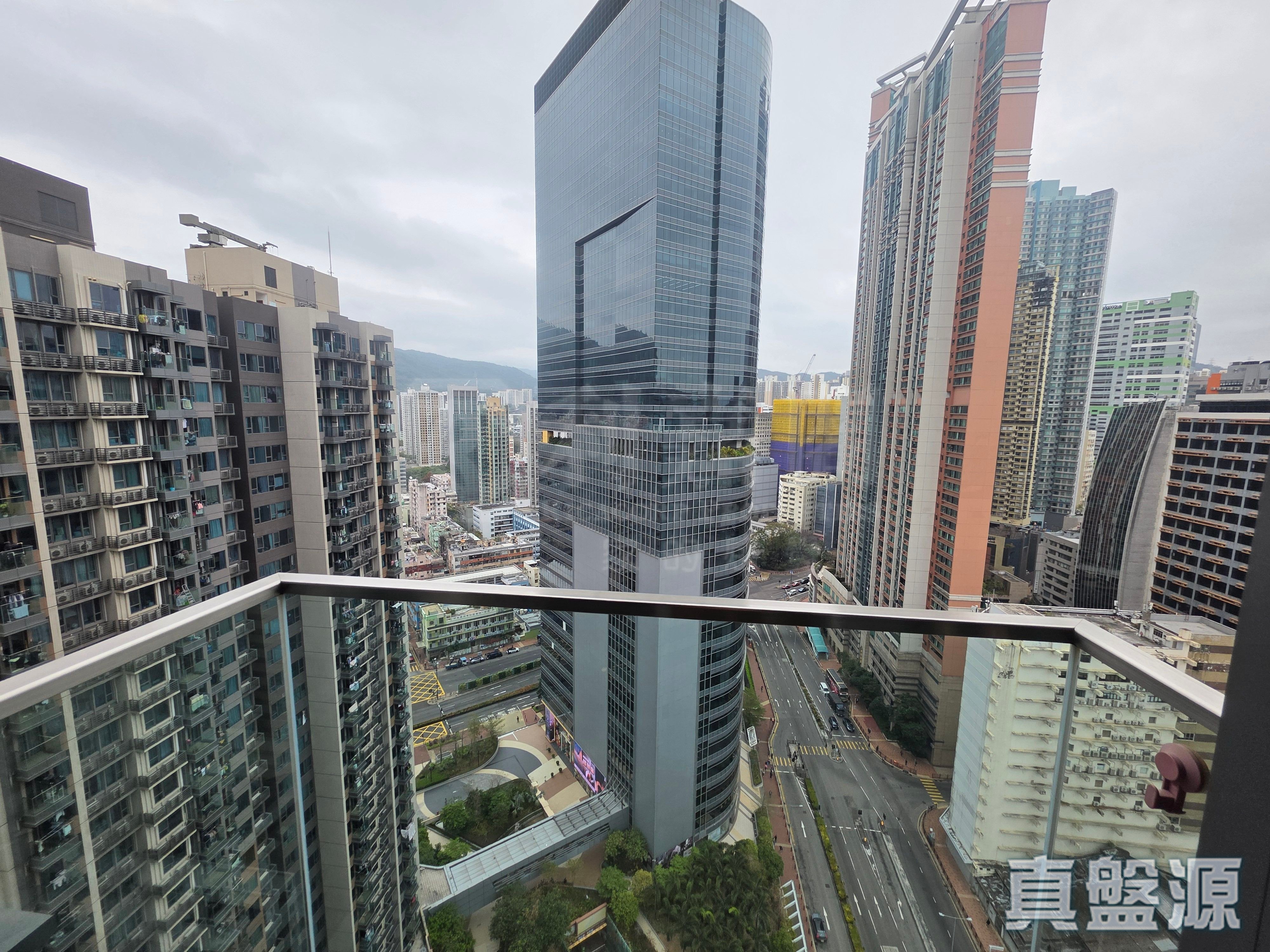 THE AURORA TOWER 1 Very High Floor Zone Flat F Tsuen Wan