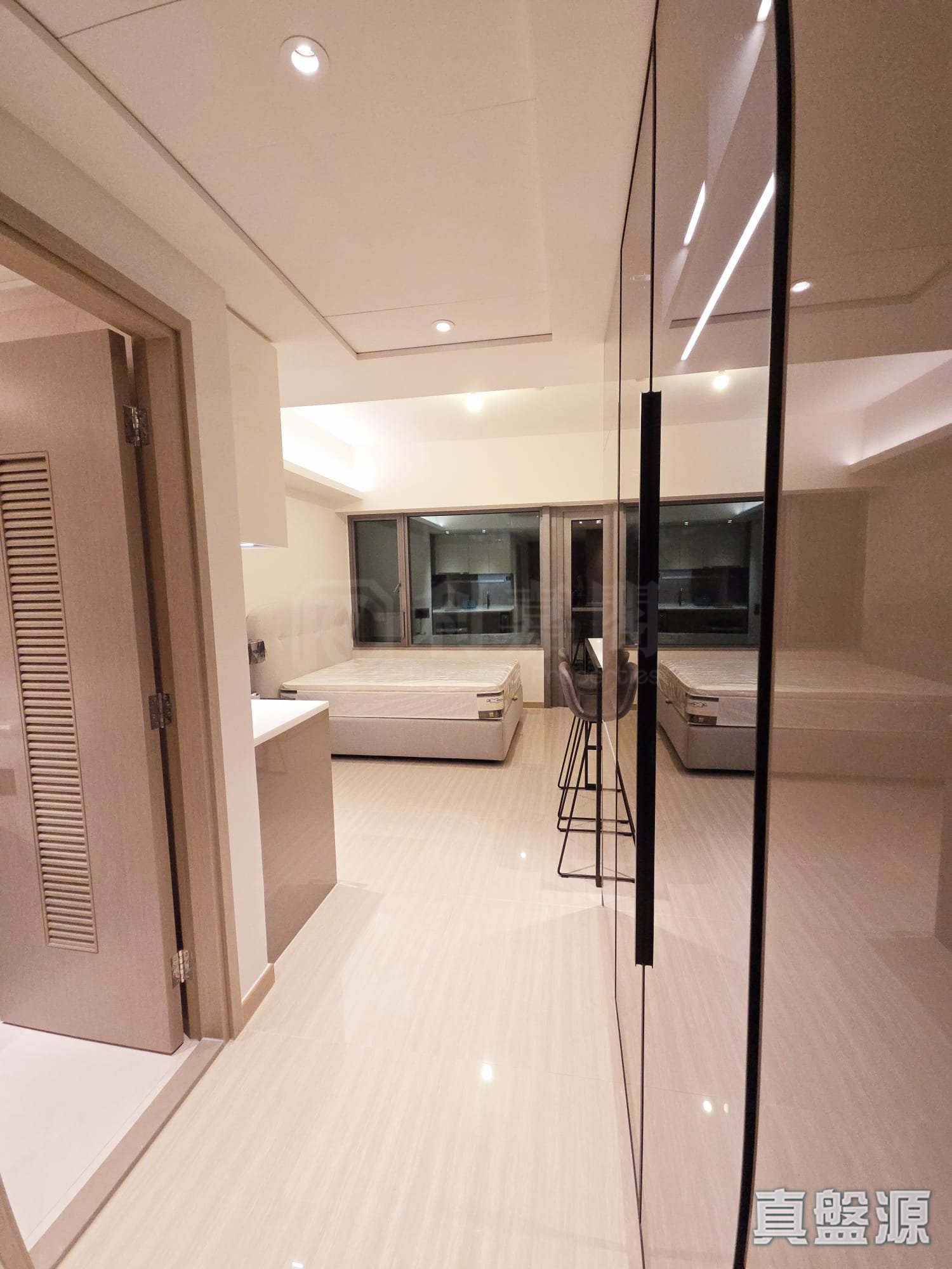 THE SOUTHSIDE PHASE 1 SOUTHLAND - Tower 1 (1b) High Floor Zone Flat B Wong Chuk Hang/Sham Wan