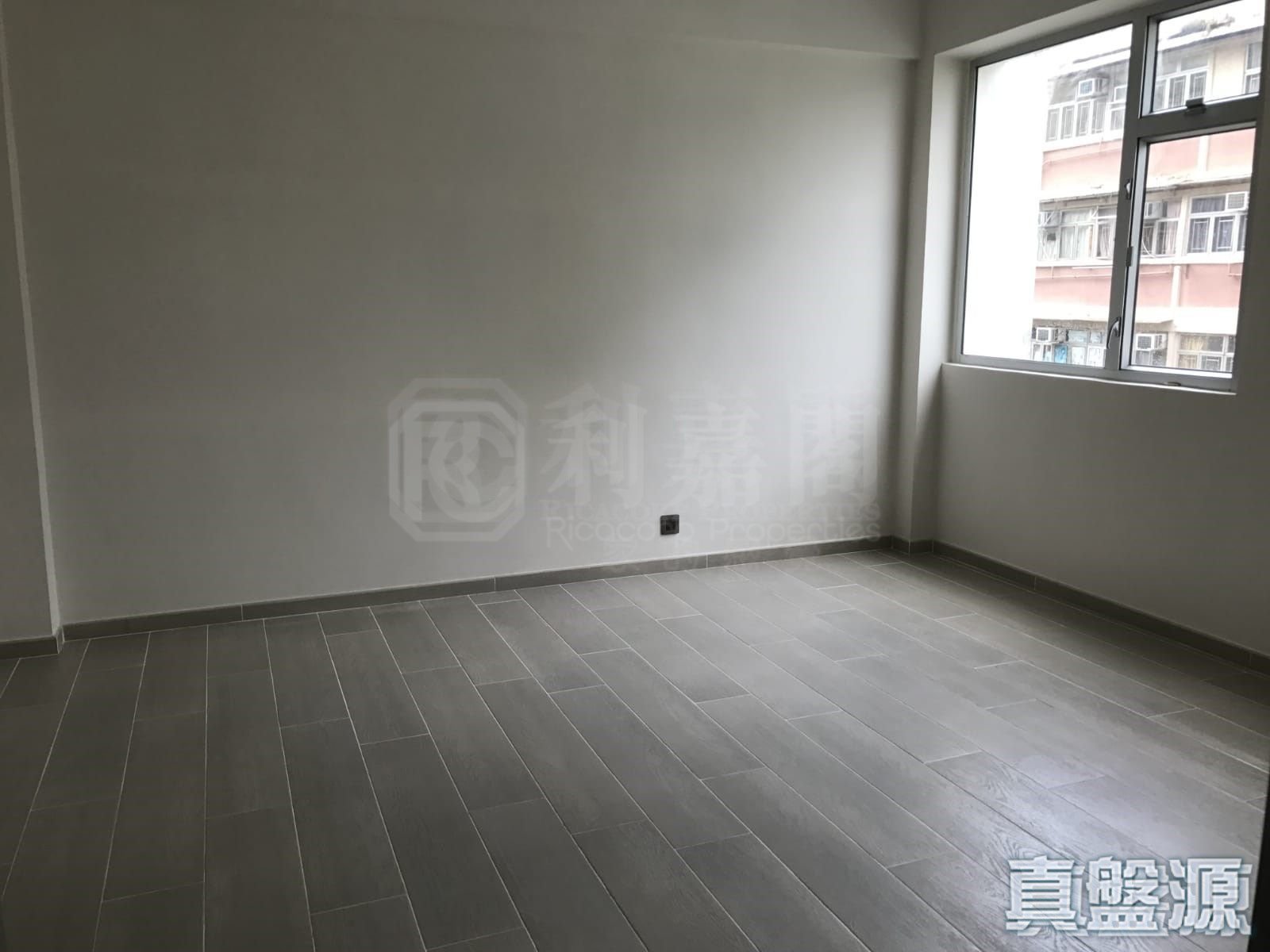 嘉荣大厦 高层 C室 西九龙