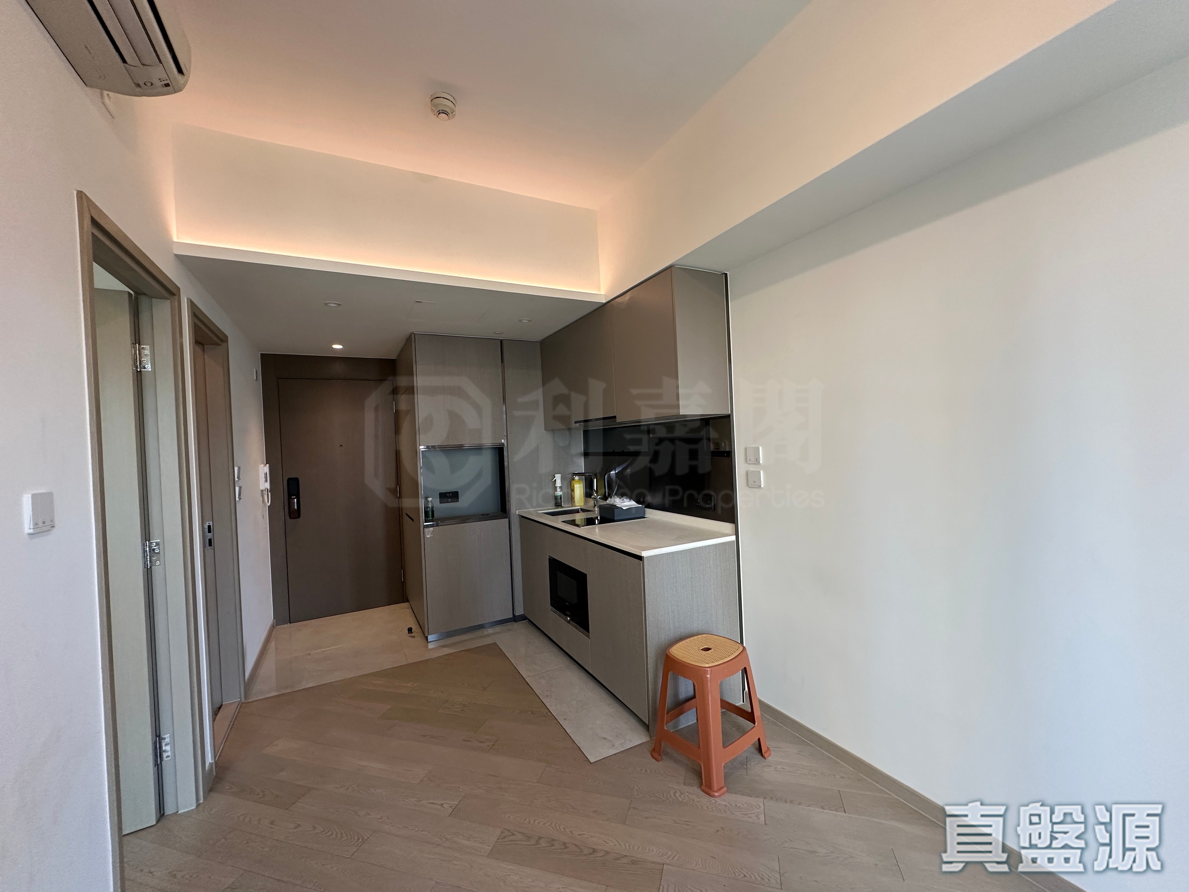 REGENCY BAY PHASE 2 - Tower 1 Low Floor Zone Flat N Tuen Mun