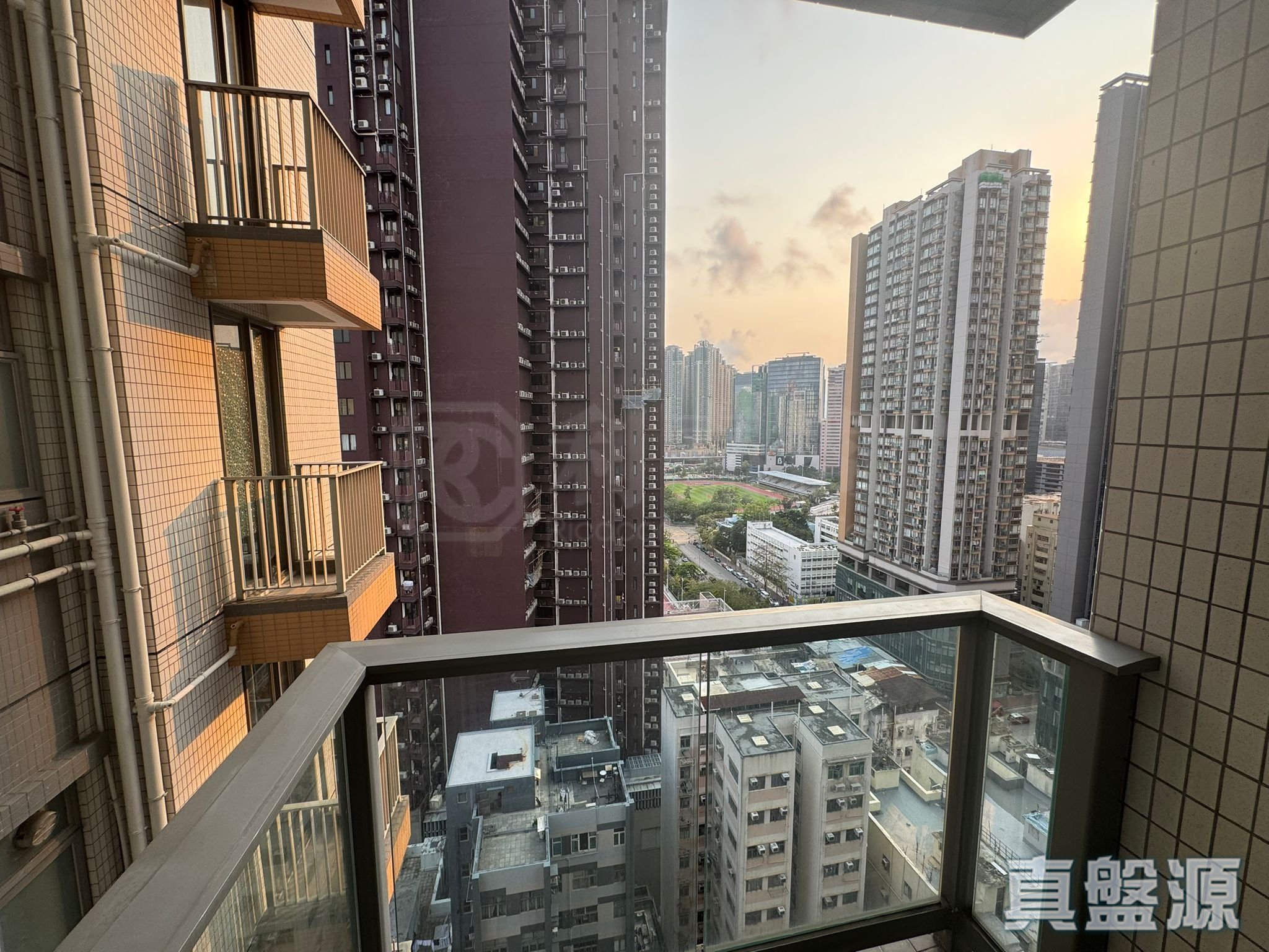 HEYA STAR TOWER 2 Medium Floor Zone Flat A West Kowloon