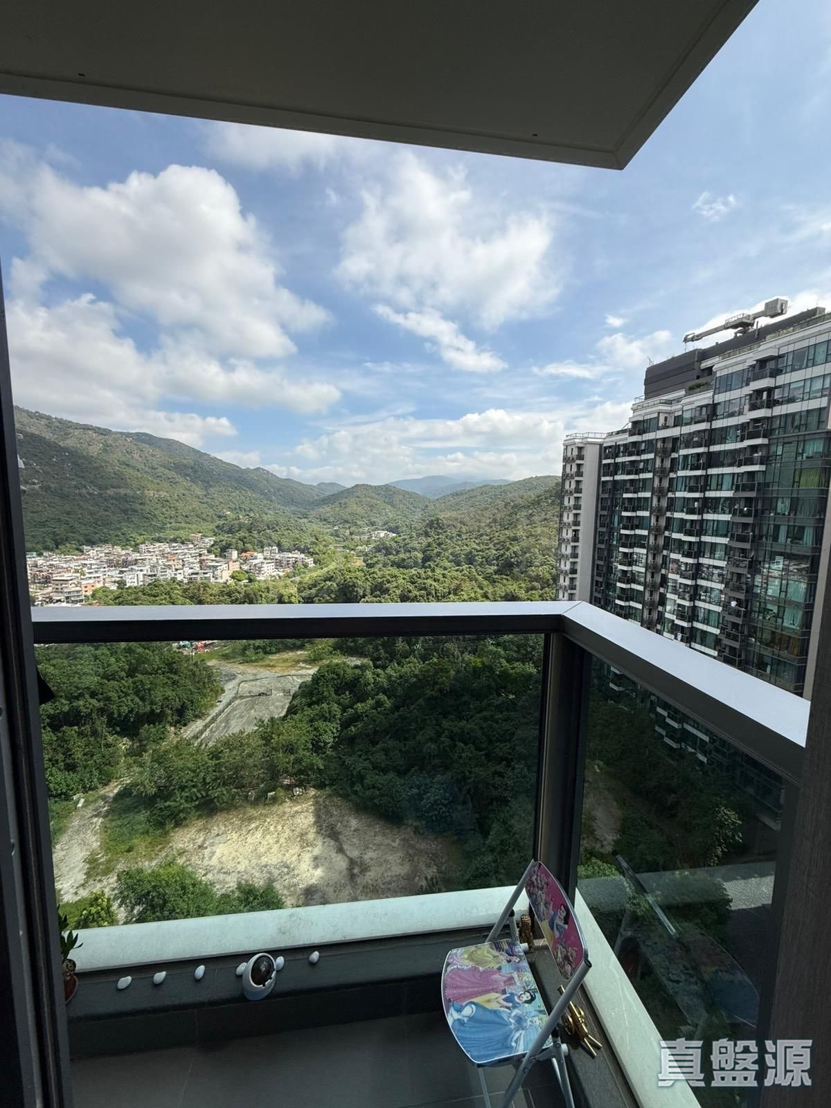 LE PONT TOWER 2B High Floor Zone Flat J Sham Tseng/Castle Peak Road