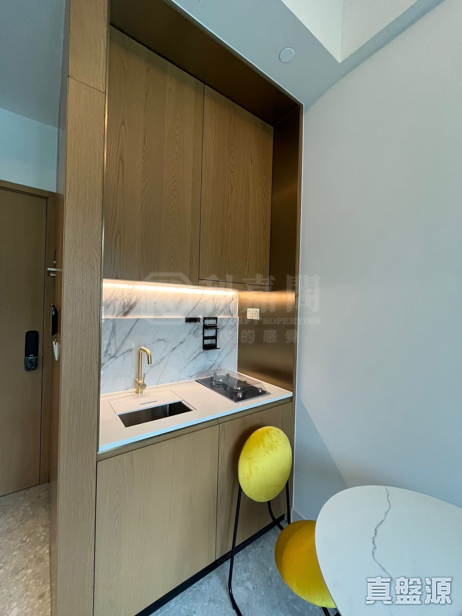 THE HOLBORN TOWER A Low Floor Zone Flat A5 Sai Wan Ho/Shau Kei Wan