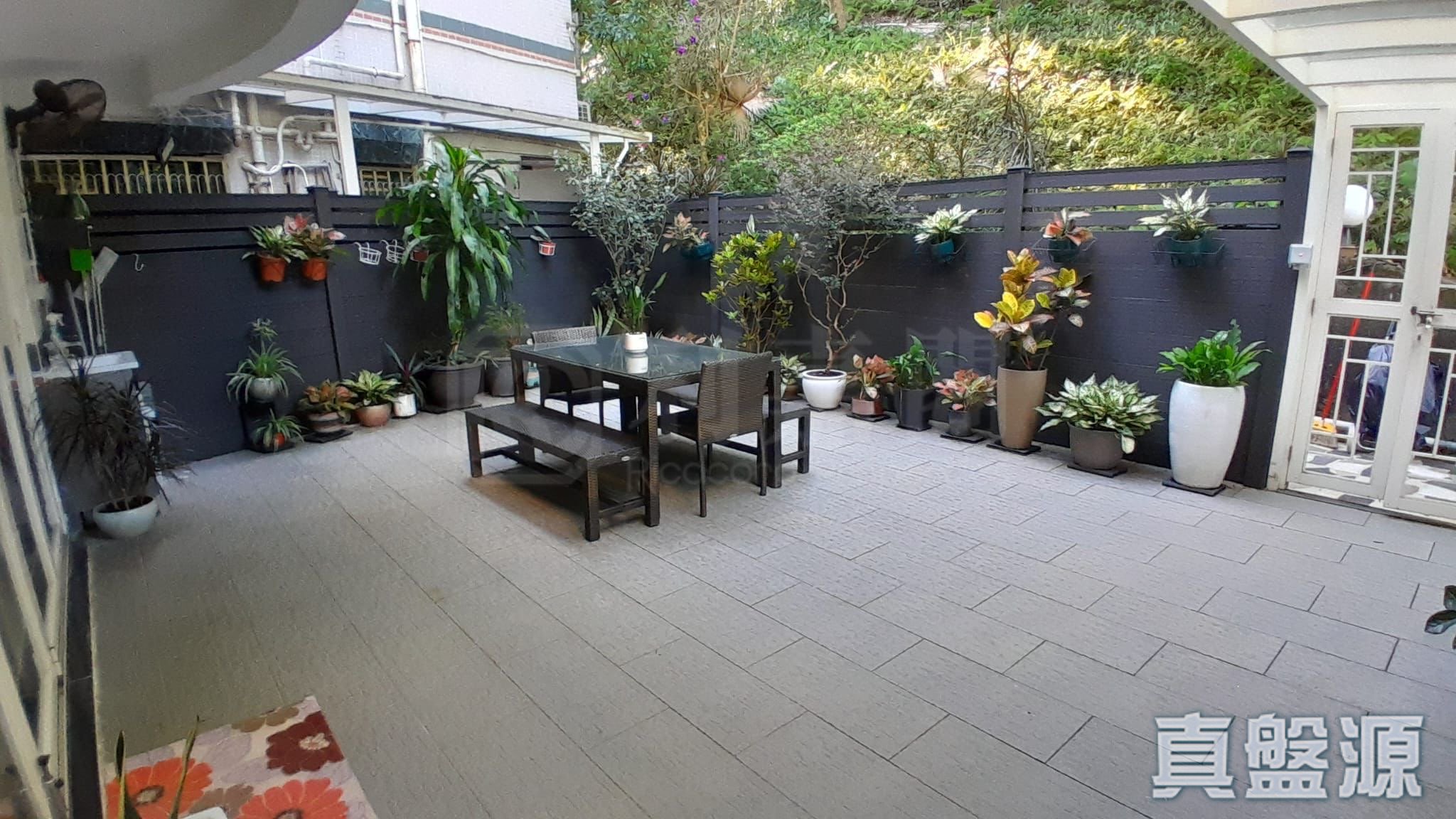 HILLTOP GARDEN Tai Po