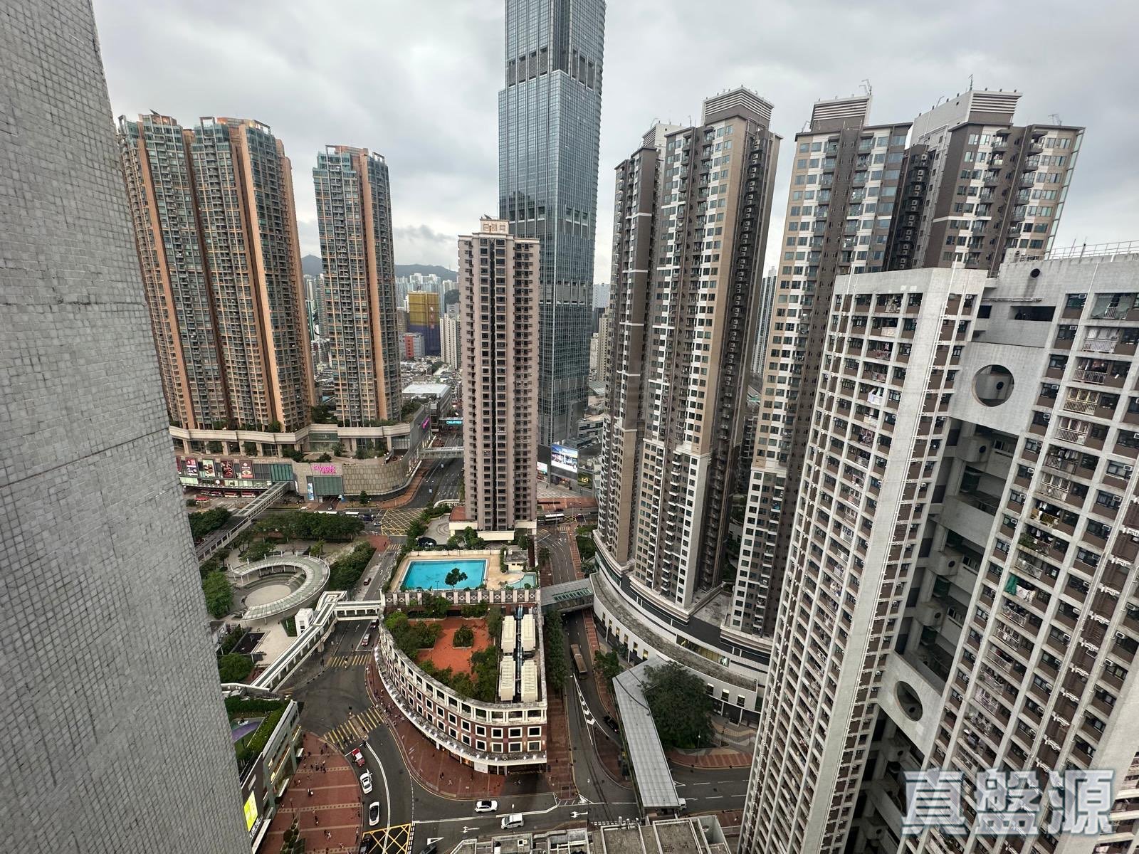 CLAGUE GARDEN ESTATE TOWER B Very High Floor Zone Flat J Tsuen Wan