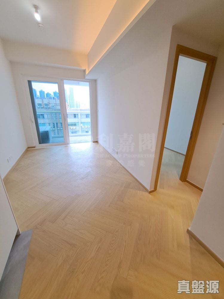 AFTER THE RAIN High Floor Zone Flat M Yuen Long