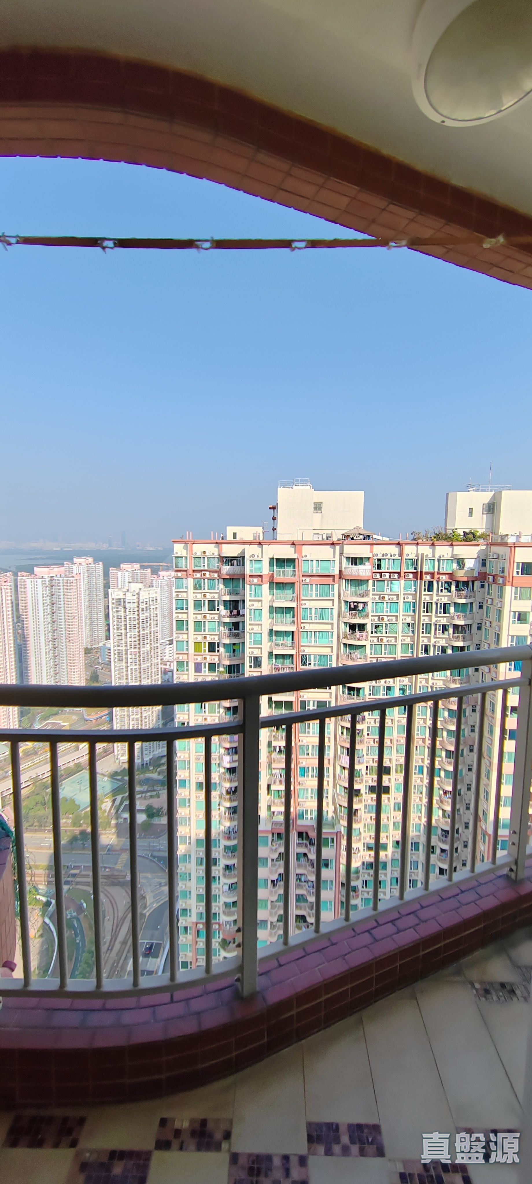 CENTRAL PARK TOWERS PHASE 1 - Tower 6 Very High Floor Zone Flat F Tin Shui Wai