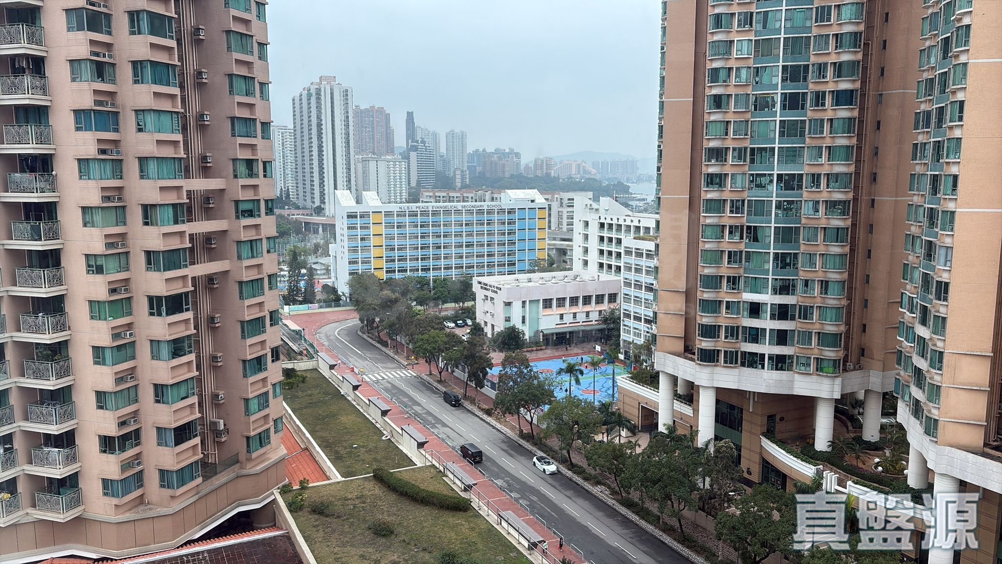 海典轩 1座 中层 E室 屯门