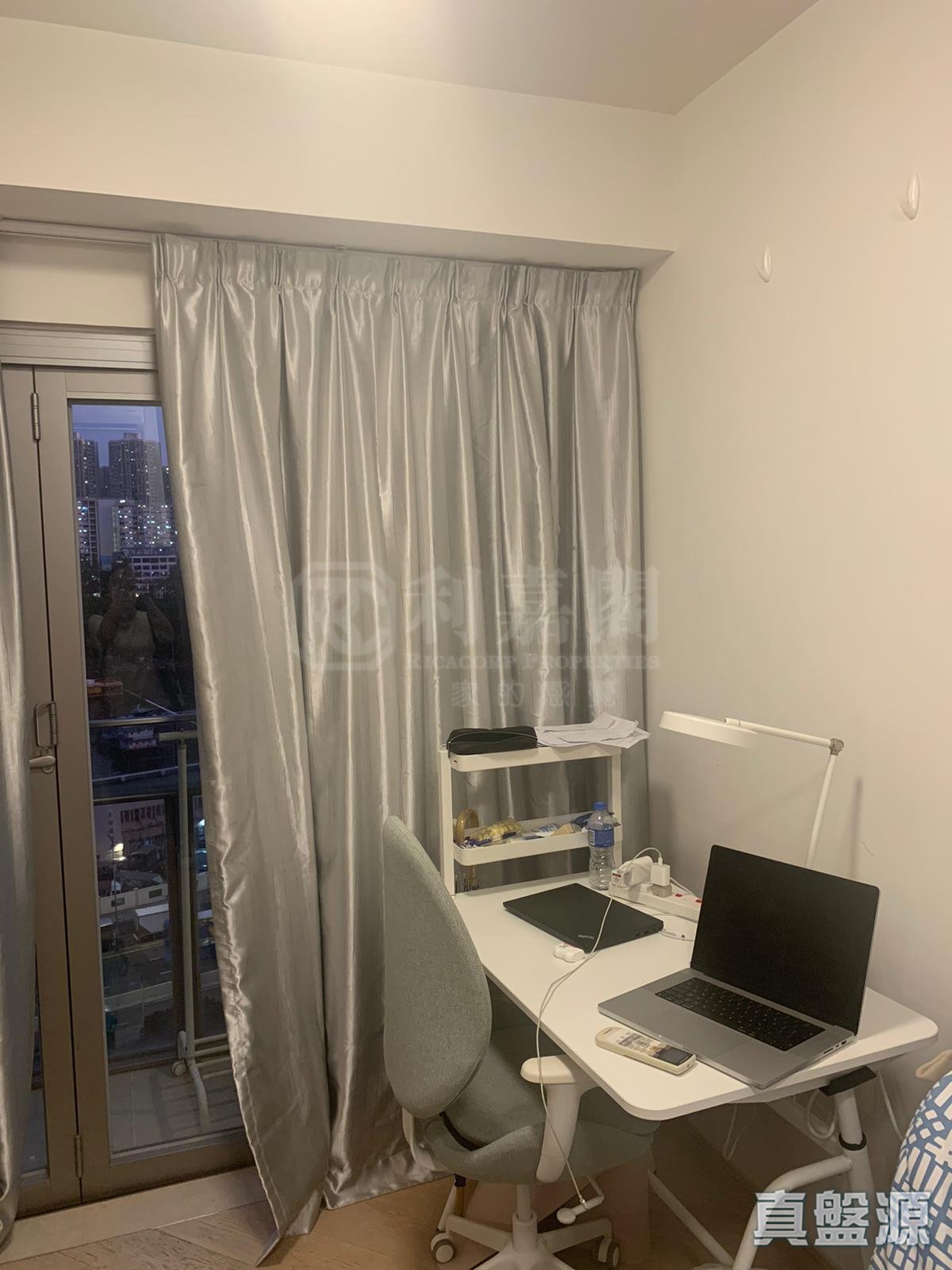 SOUTH COAST Medium Floor Zone Flat C Aberdeen/Tin Wan