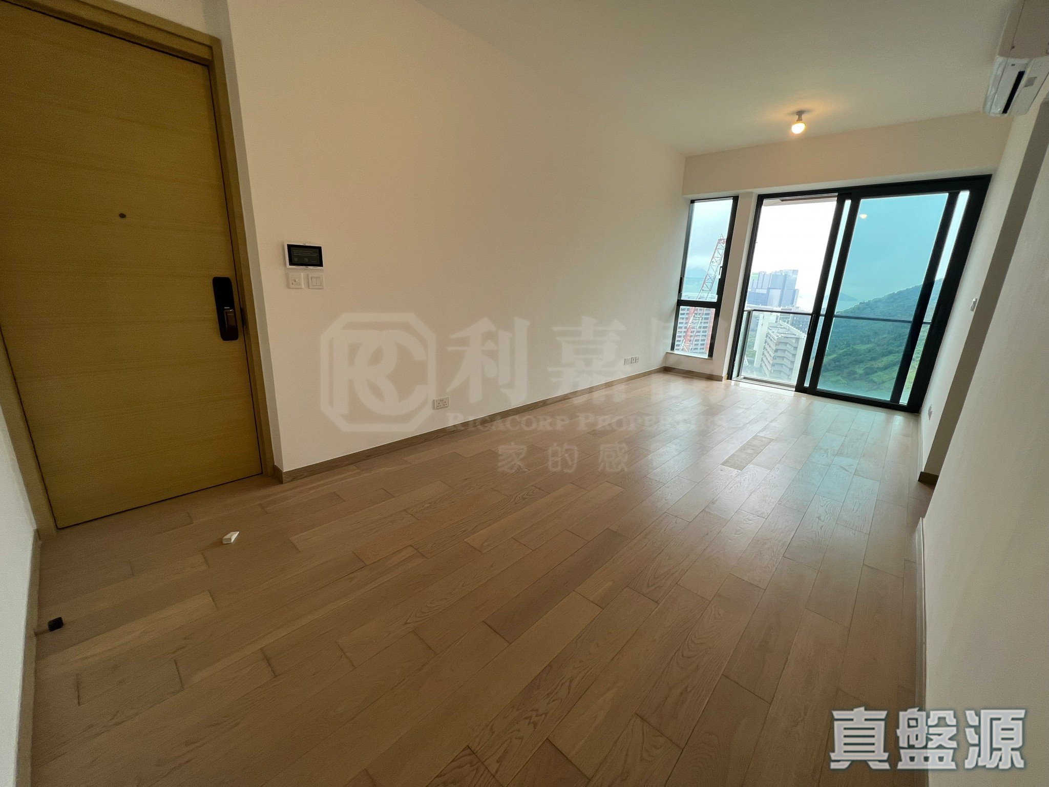 明翹匯 1座 高層 A室 青衣