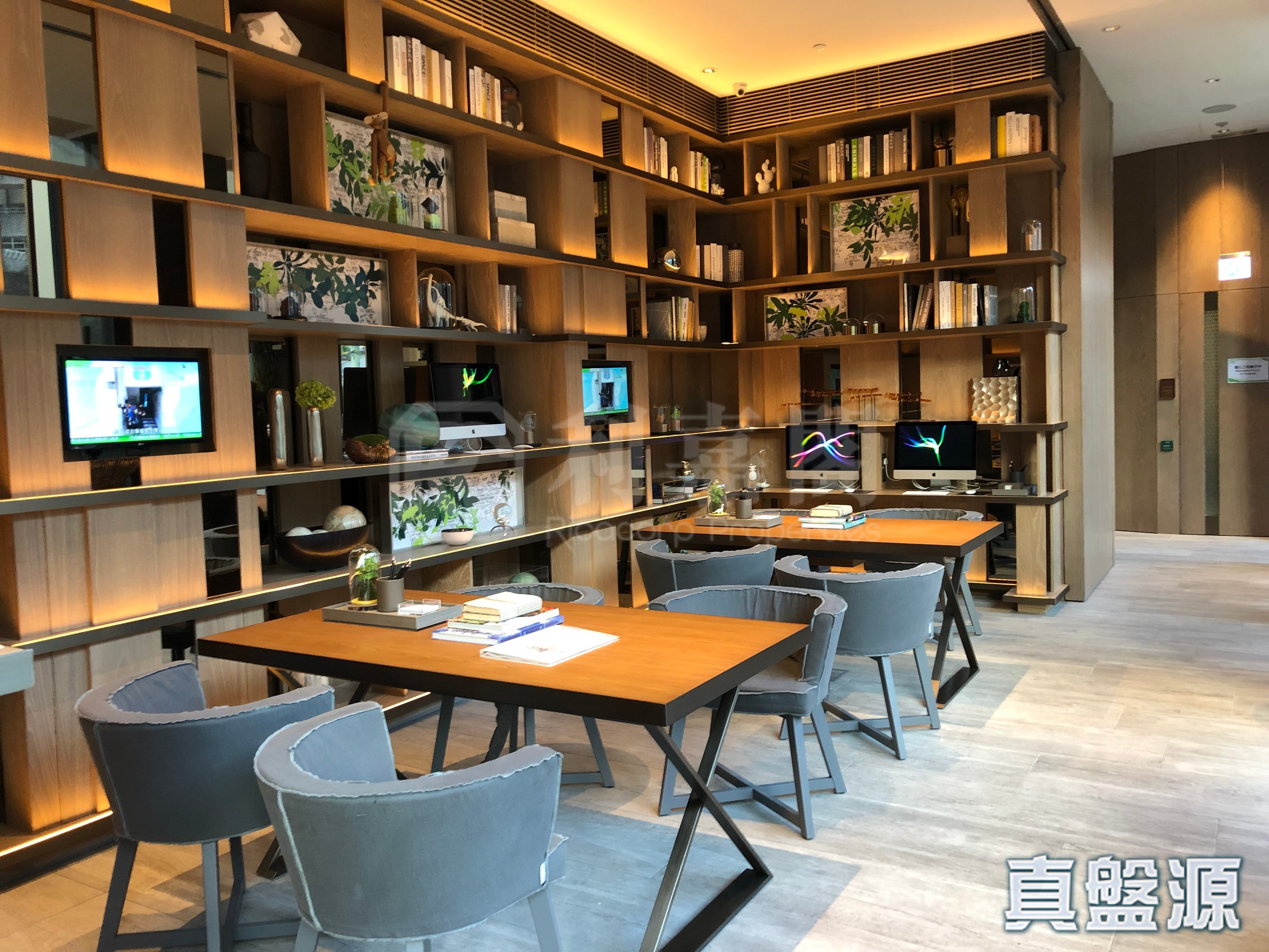 LIME GALA TOWER 1A High Floor Zone Flat E Sai Wan Ho/Shau Kei Wan