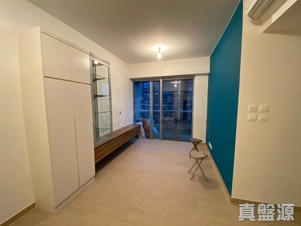 PARK YOHO PHASE 1B PARK YOHO VENEZIA - Tower 5b Medium Floor Zone Flat E Yuen Long