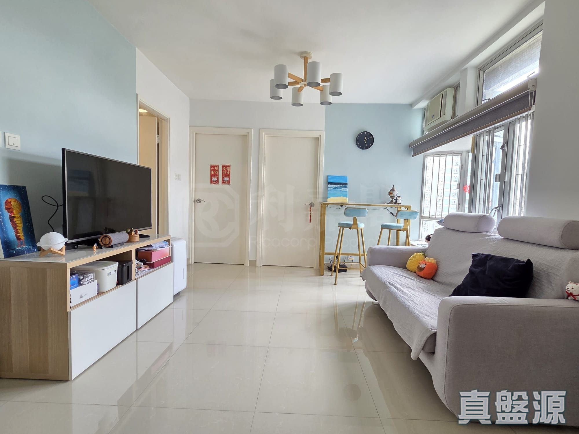 RIVIERA GARDENS HOI FUNG MANSION (BLOCK 12) High Floor Zone Flat C Tsuen Wan