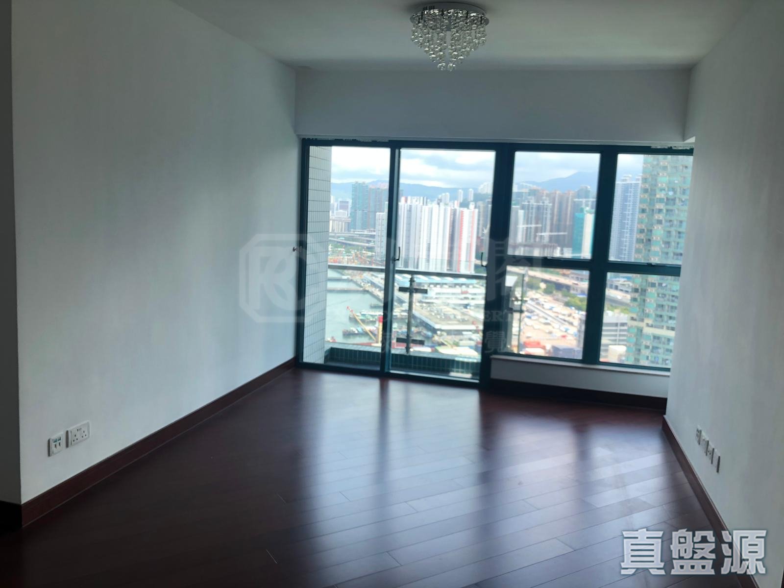 THE LONG BEACH TOWER 2 High Floor Zone Flat A Olympic Station/Nam Cheong