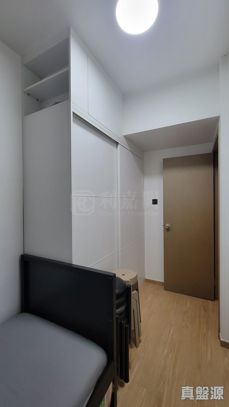 TSUEN KING GARDEN PHASE 1 - Block 5 High Floor Zone Flat F Tsuen Wan