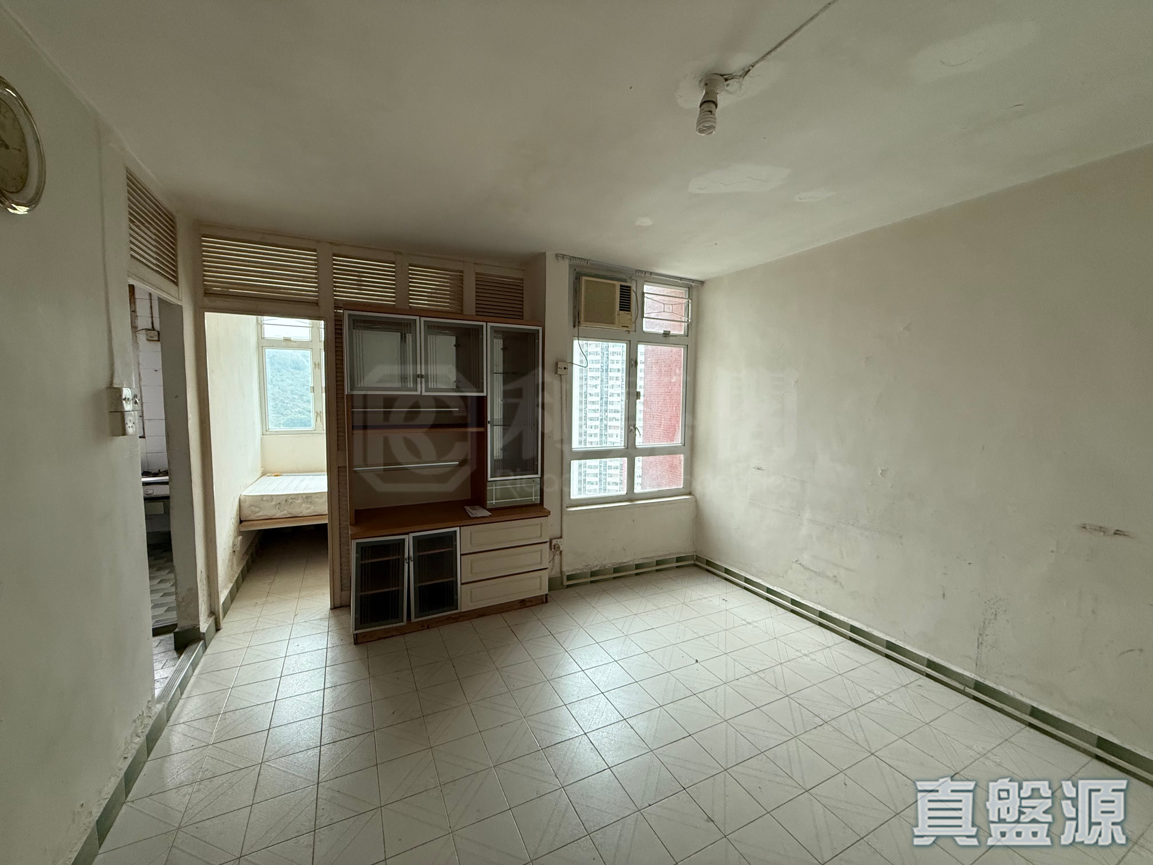 青衣邨 宜居楼 高层 14室 青衣