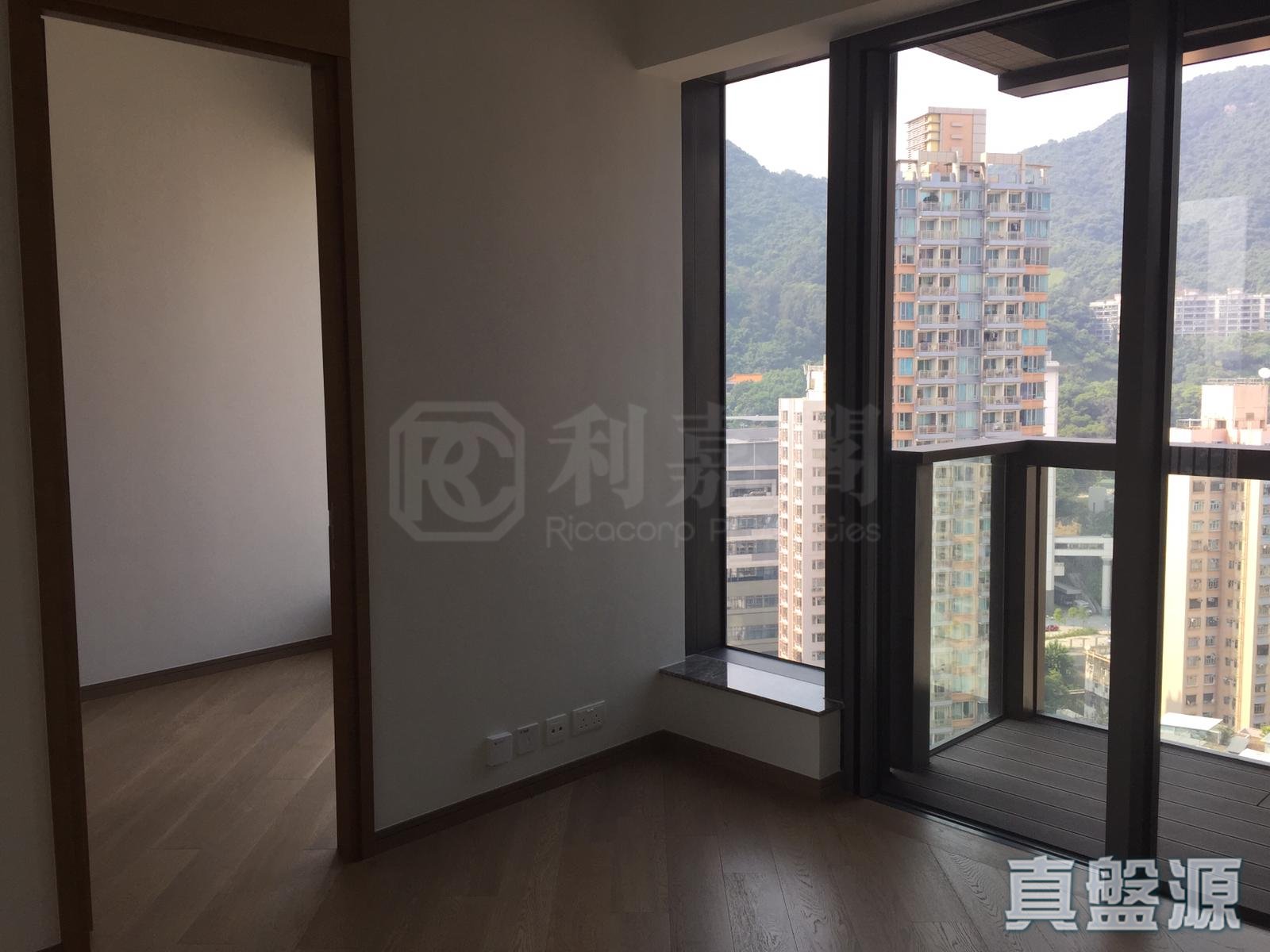 曉悅 極高層 F室 西九龍