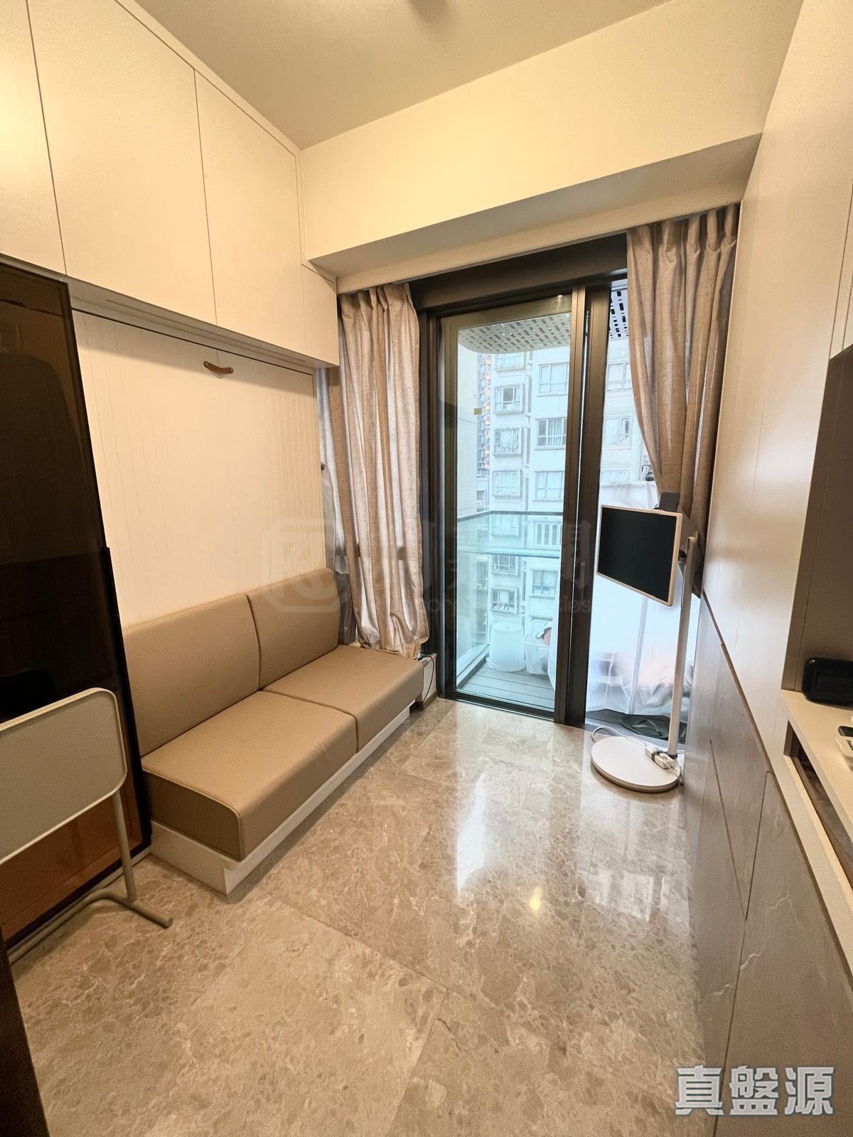 CAINE HILL 中層 F室 西半山