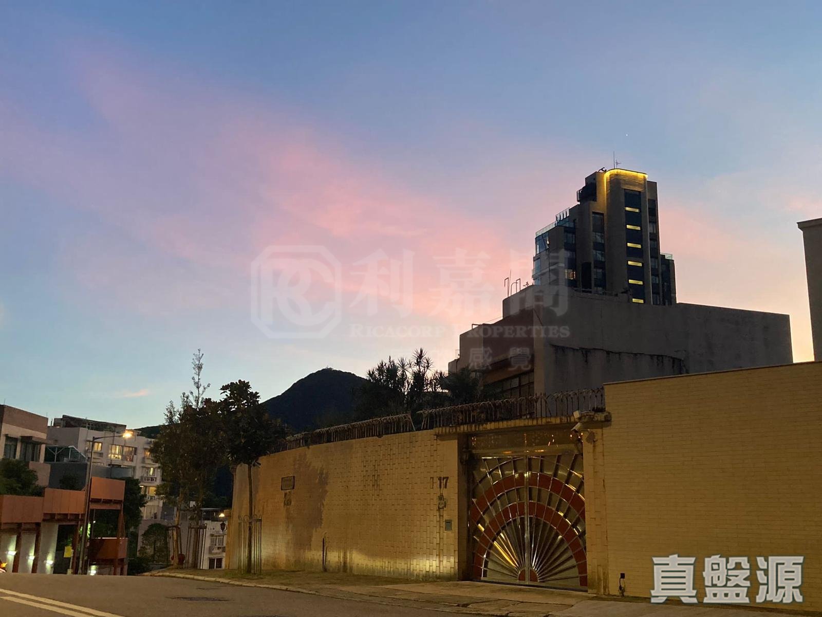 HAPPY VALLEY/MID-LEVELS EAST Happy Valley/Mid-Levels East