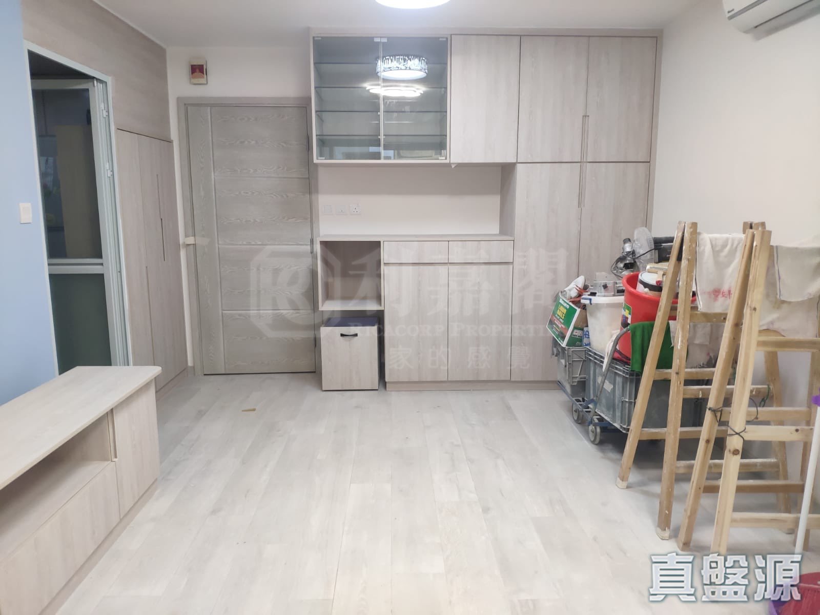 和明苑 和暉閣 (B座) 極高層 15室 將軍澳