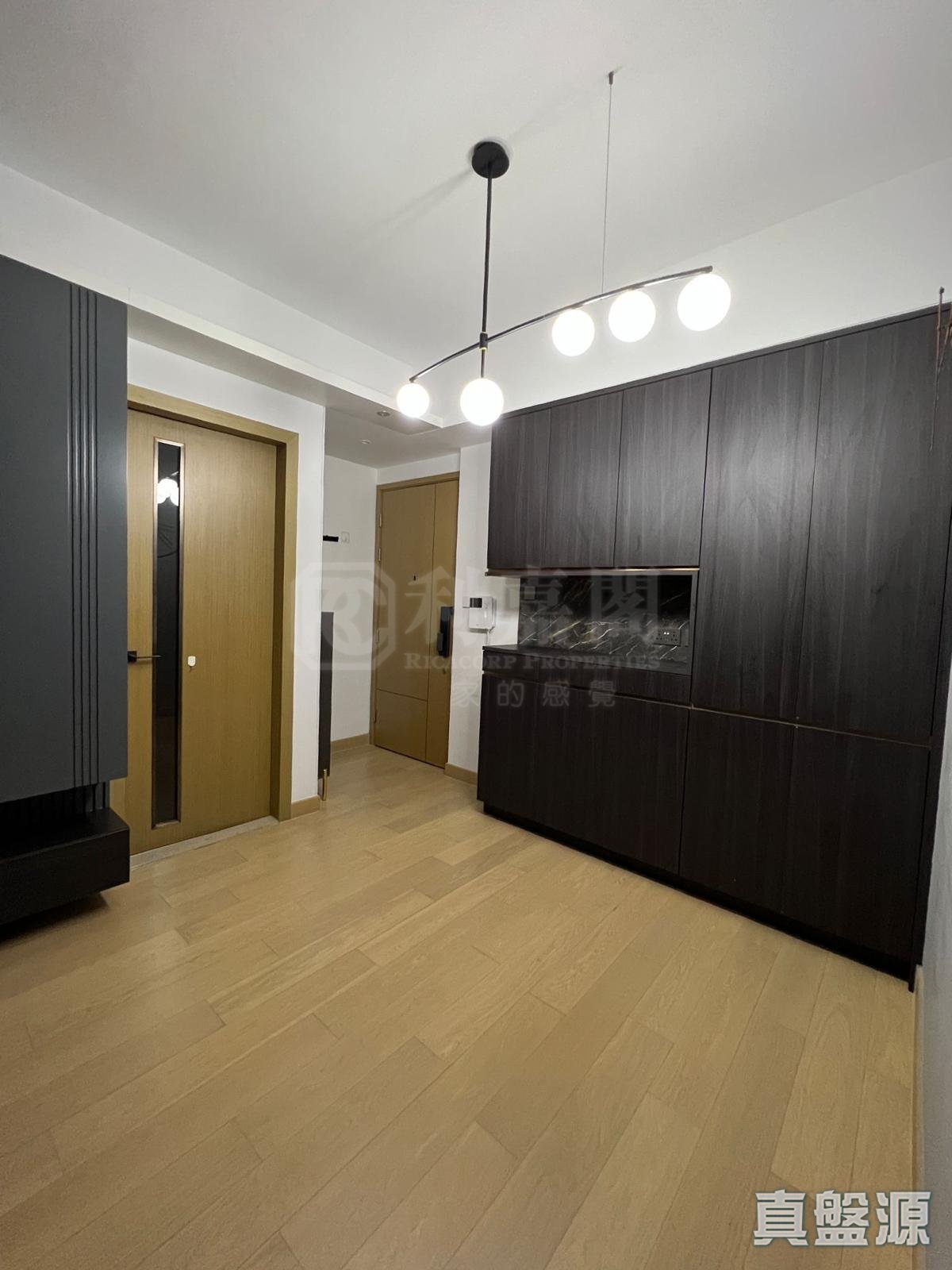 LOHAS PARK PHASE 5A MALIBU - Tower 2b Very High Floor Zone Flat D Tseung Kwan O