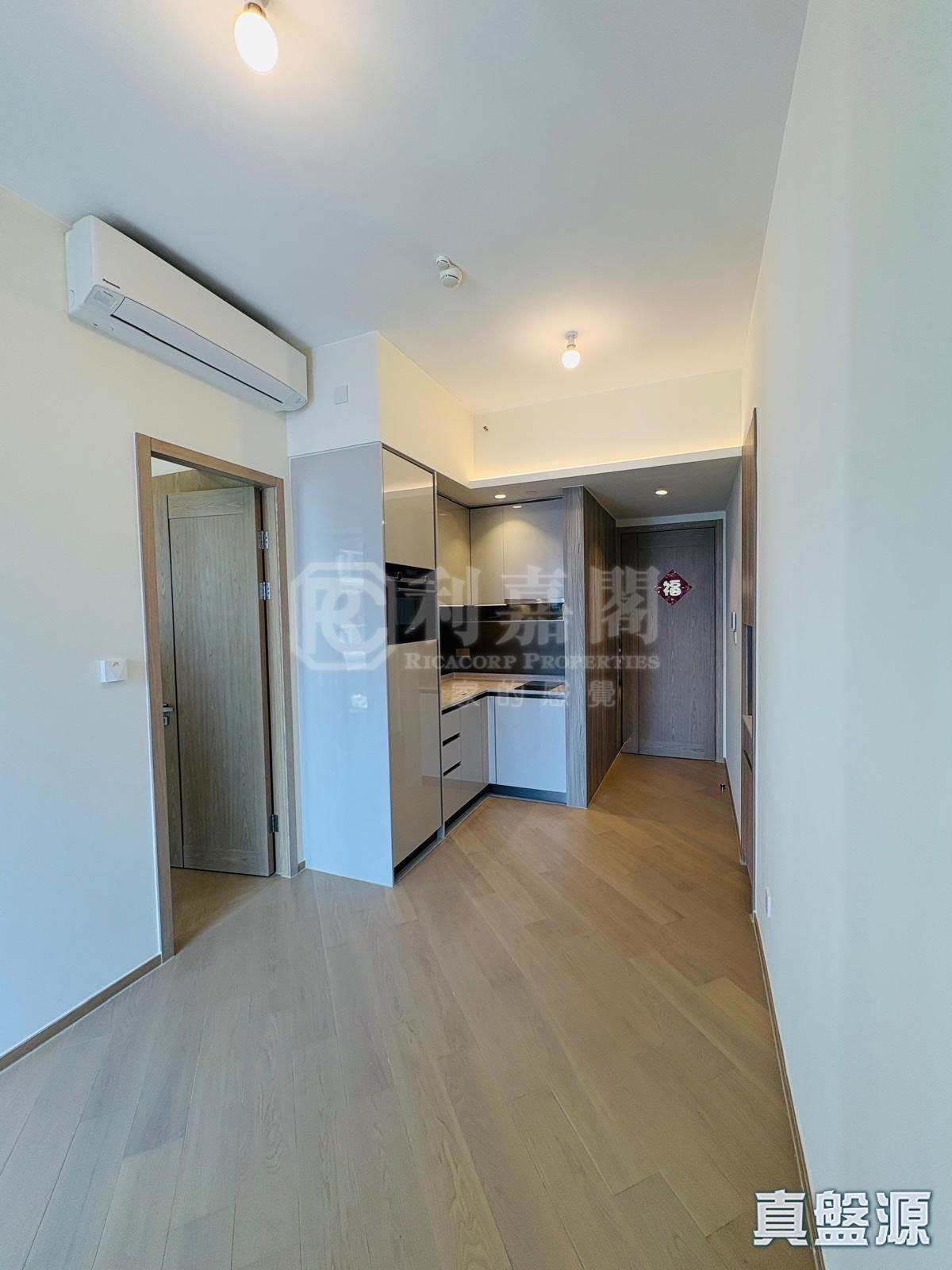 LOHAS PARK PHASE 11D VILLA GARDA III - Tower 3 (3a) High Floor Zone Flat C Tseung Kwan O