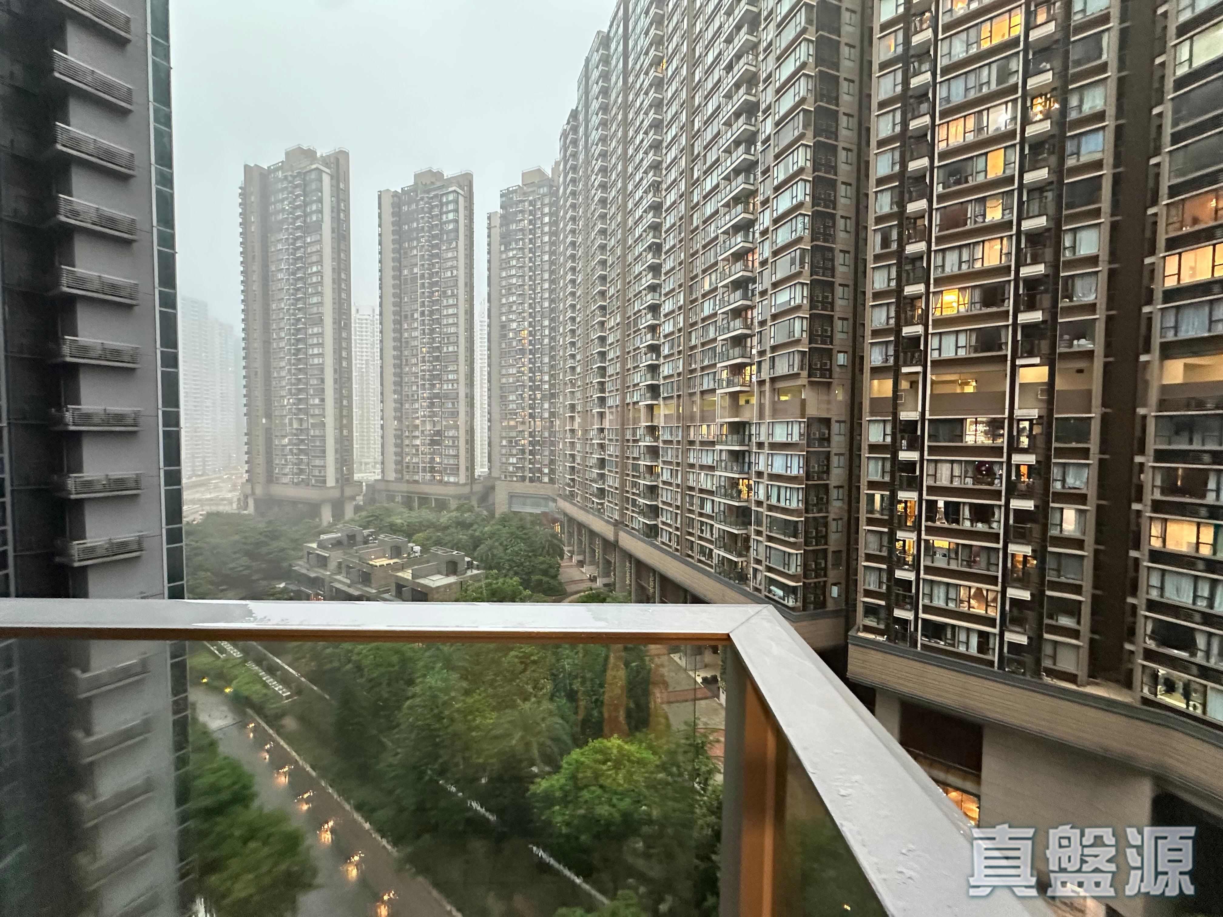 CENTURY LINK PHASE 1 - Tower 5b High Floor Zone Flat 08 Tung Chung