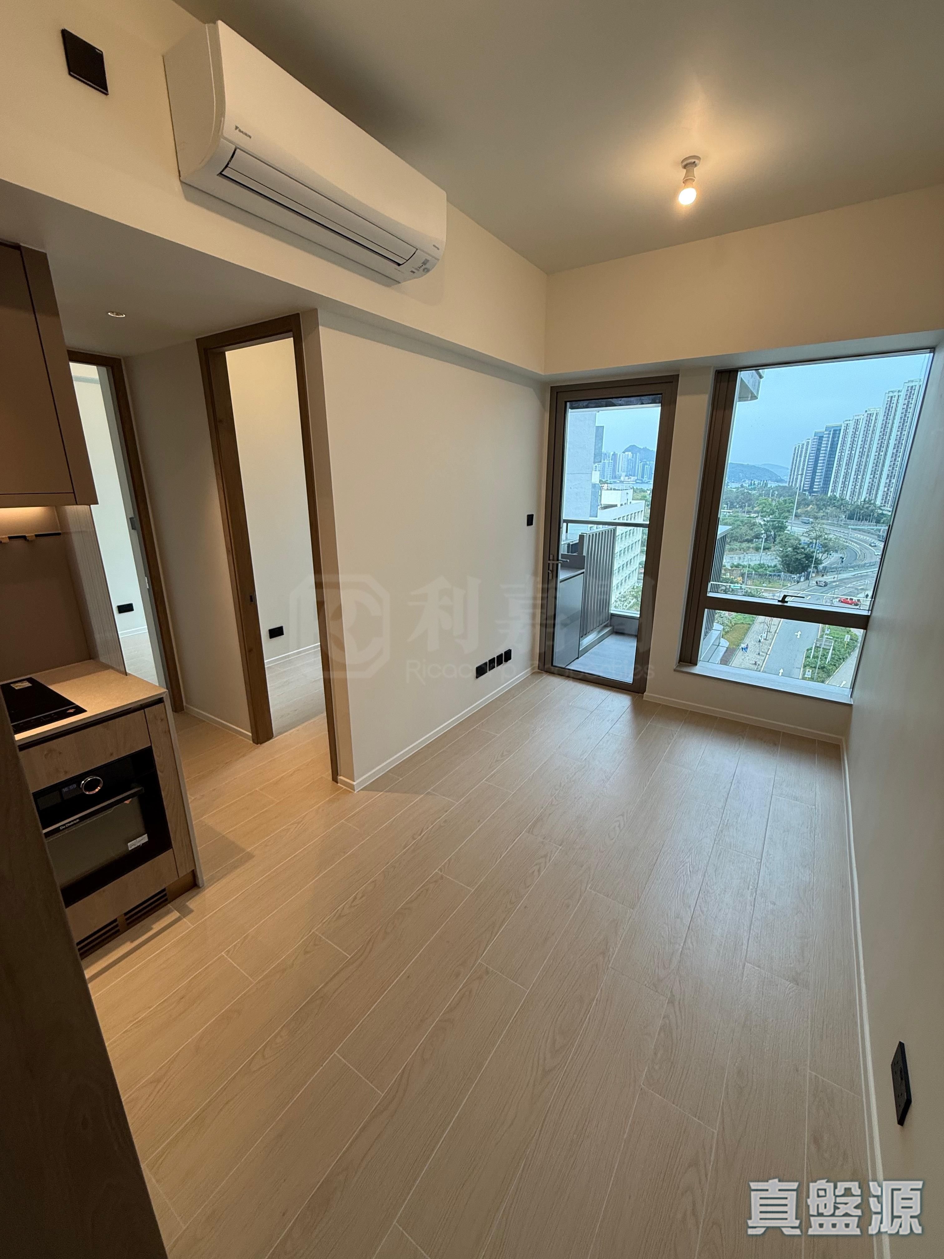 FINNIE Medium Floor Zone Flat C Quarry Bay/Kornhill/Taikoo Shing