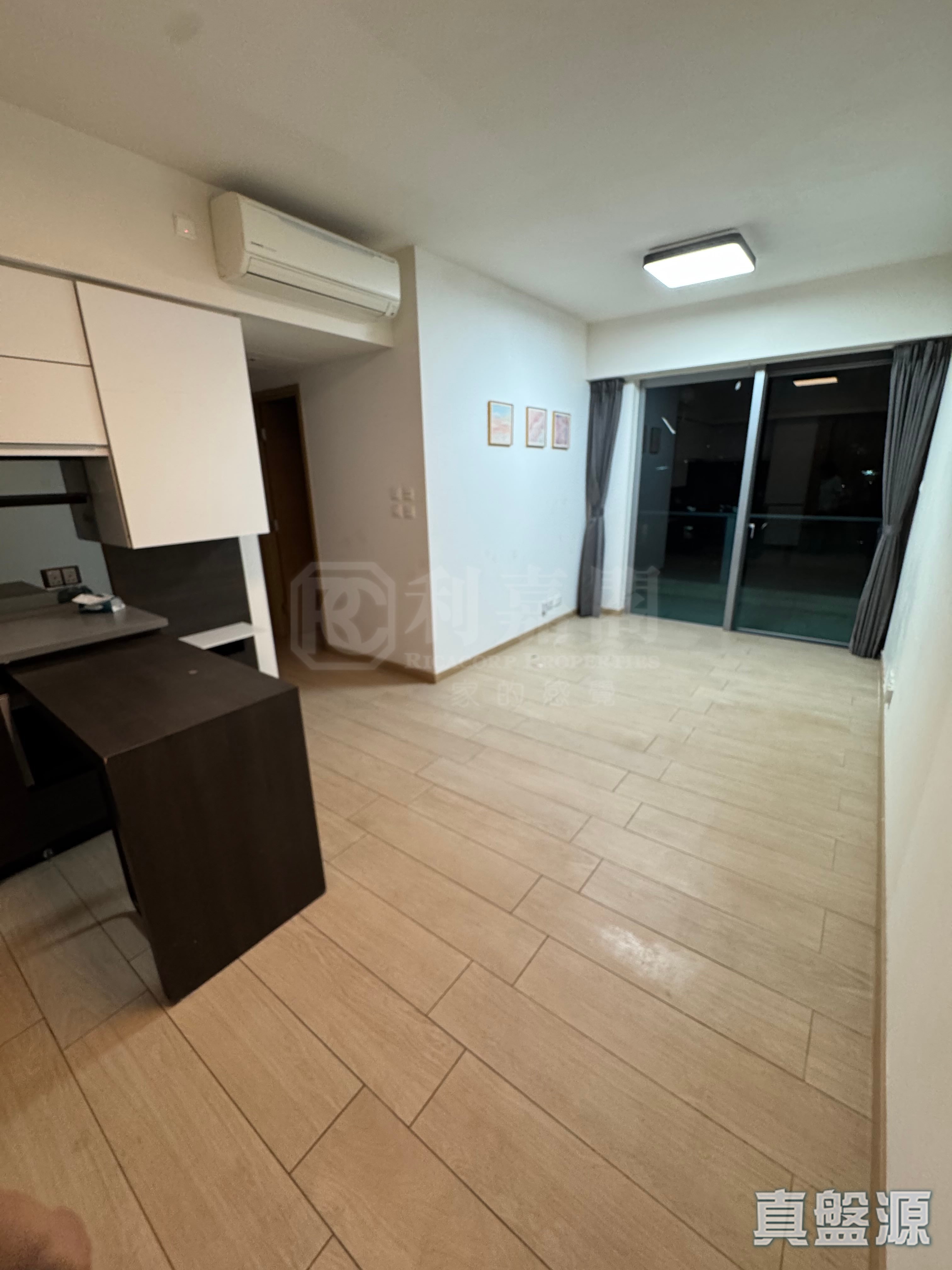 峻巒 2C期 PARK YOHO MILANO 36B座 低層 D室 元朗