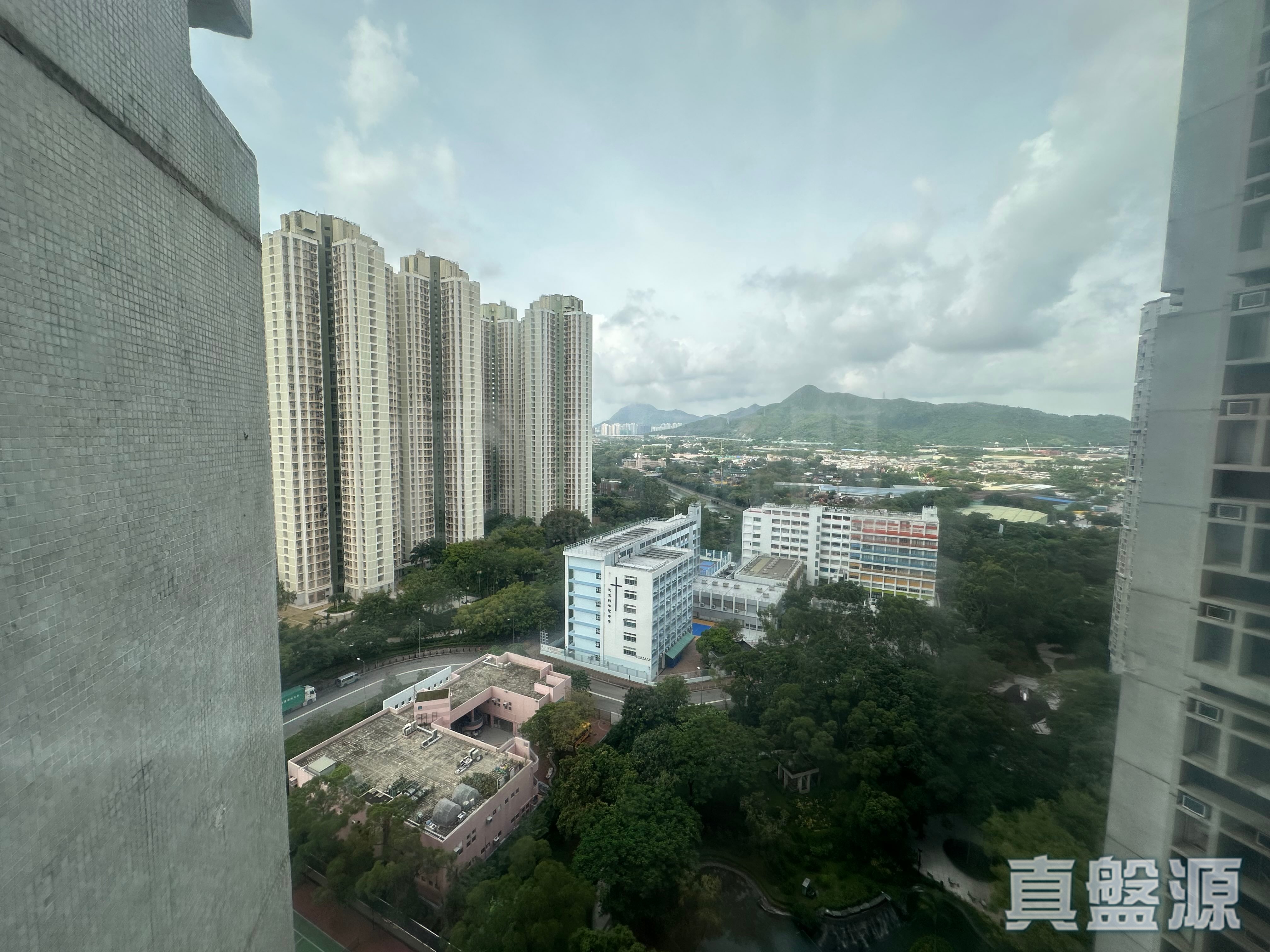 KINGSWOOD VILLAS PHASE 1 LOCWOOD COURT - Block 2 High Floor Zone Tin Shui Wai