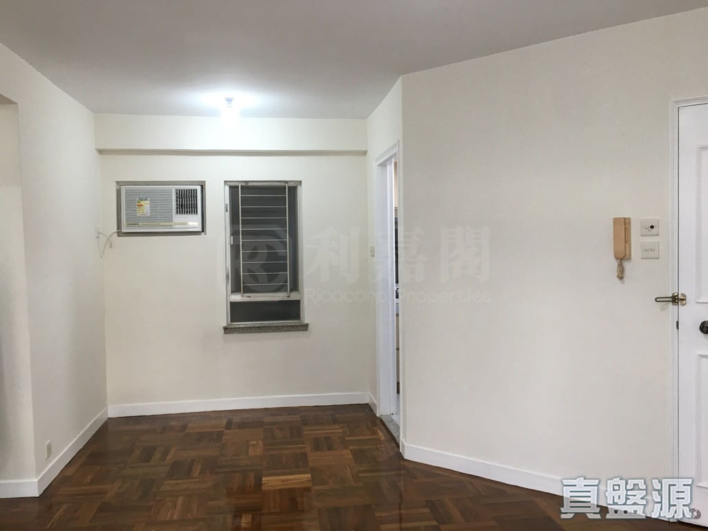 KINGSWOOD VILLAS PHASE 5 LYNWOOD COURT - Block 7 High Floor Zone Tin Shui Wai