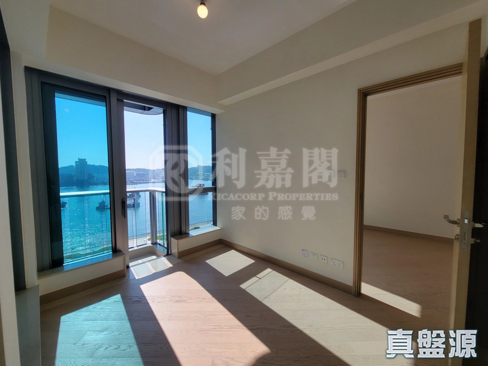 维港滙 2期 5座 中层 C室 奥运站/南昌