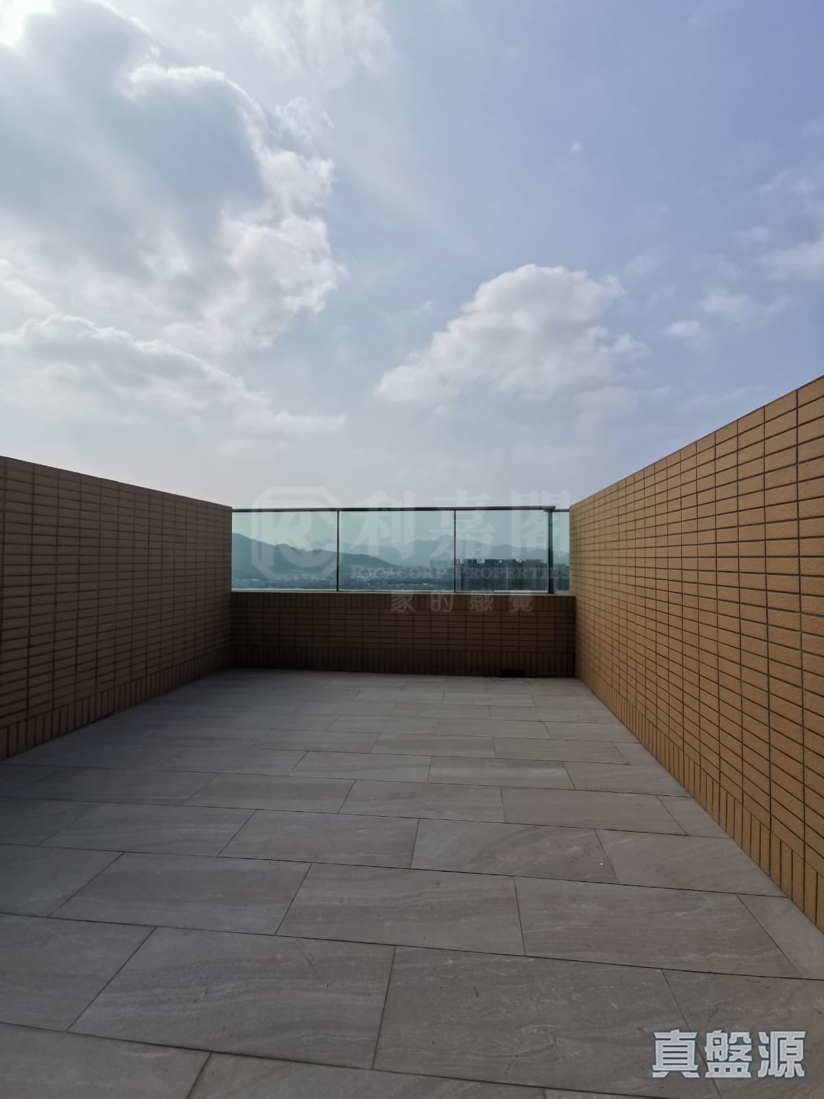 蝶翠峰 5期 尚悦‧岭 1座 极高层 J室 元朗