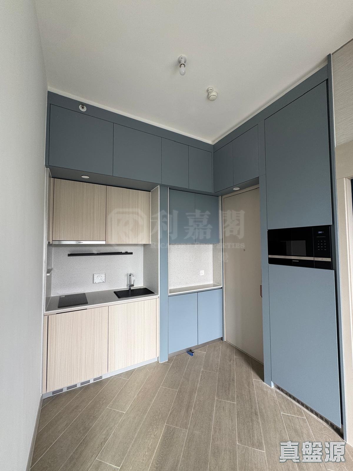 曉柏峰 B座 高層 B1室 西九龍