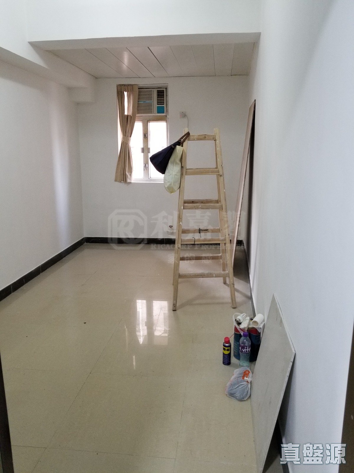 YEN DACK BUILDING Very High Floor Zone Flat L North Point/North Point Mid-Levels