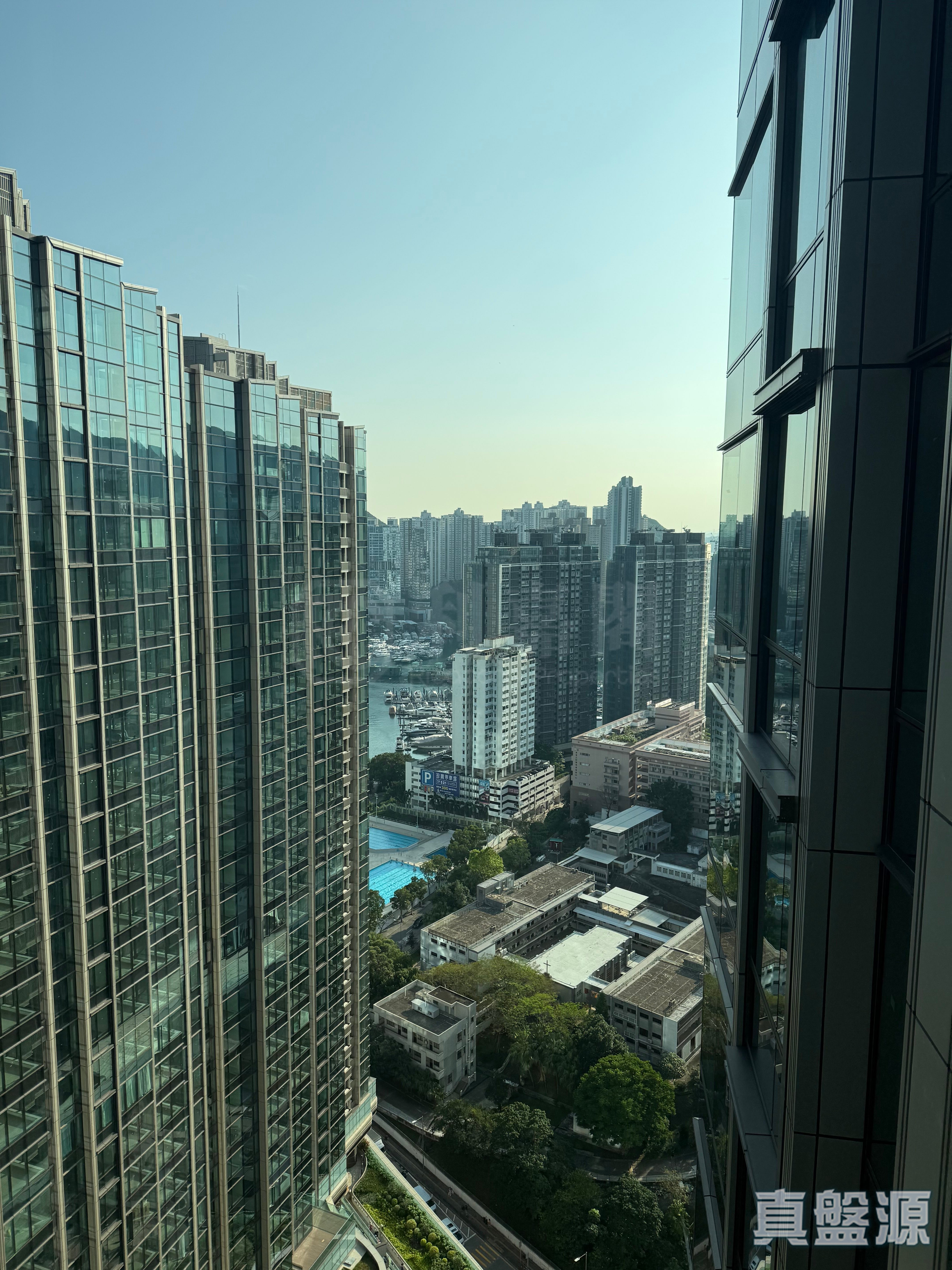 THE SOUTHSIDE PHASE 3C BLUE COAST II - Tower 3 High Floor Zone Flat H Wong Chuk Hang/Sham Wan