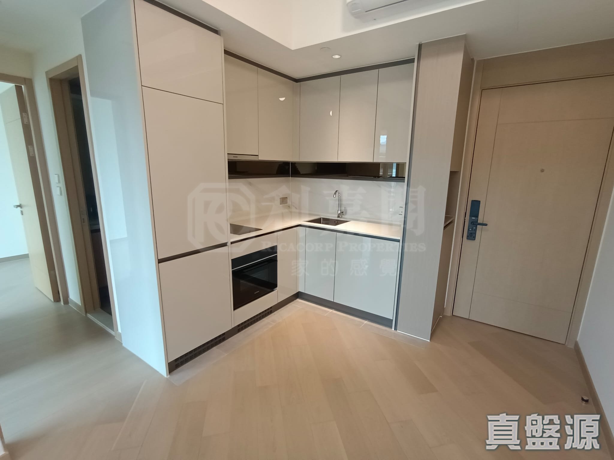 GRAND MAYFAIR PHASE 1B GRAND MAYFAIR II - Tower 7 Low Floor Zone Flat B6 Yuen Long