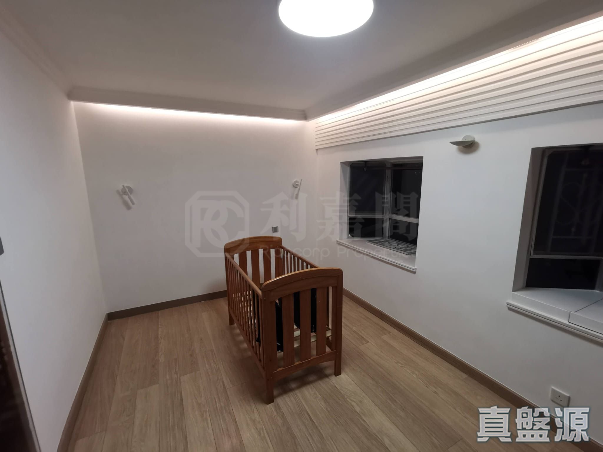 RIVIERA GARDENS HOI KWAI MANSION (BLOCK 20) Very High Floor Zone Flat H Tsuen Wan