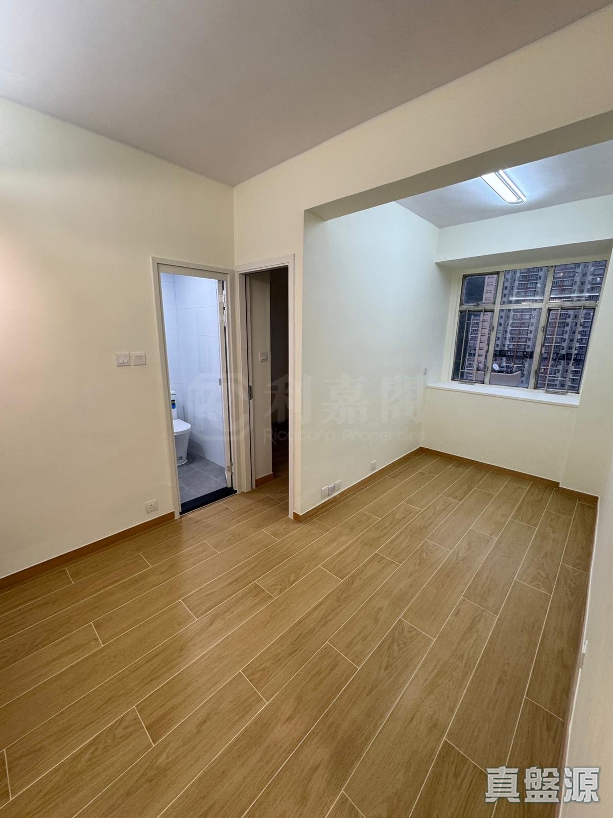 LEE BO BUILDING Very High Floor Zone Flat F Tuen Mun