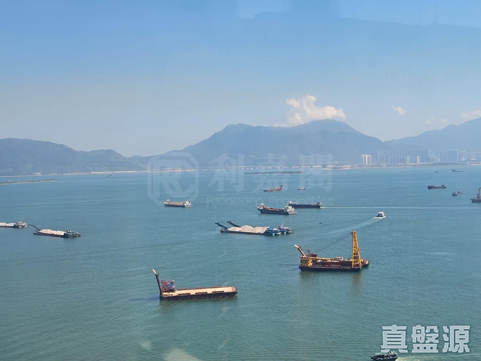 迈亚美海湾 3座 极高层 E室 屯门