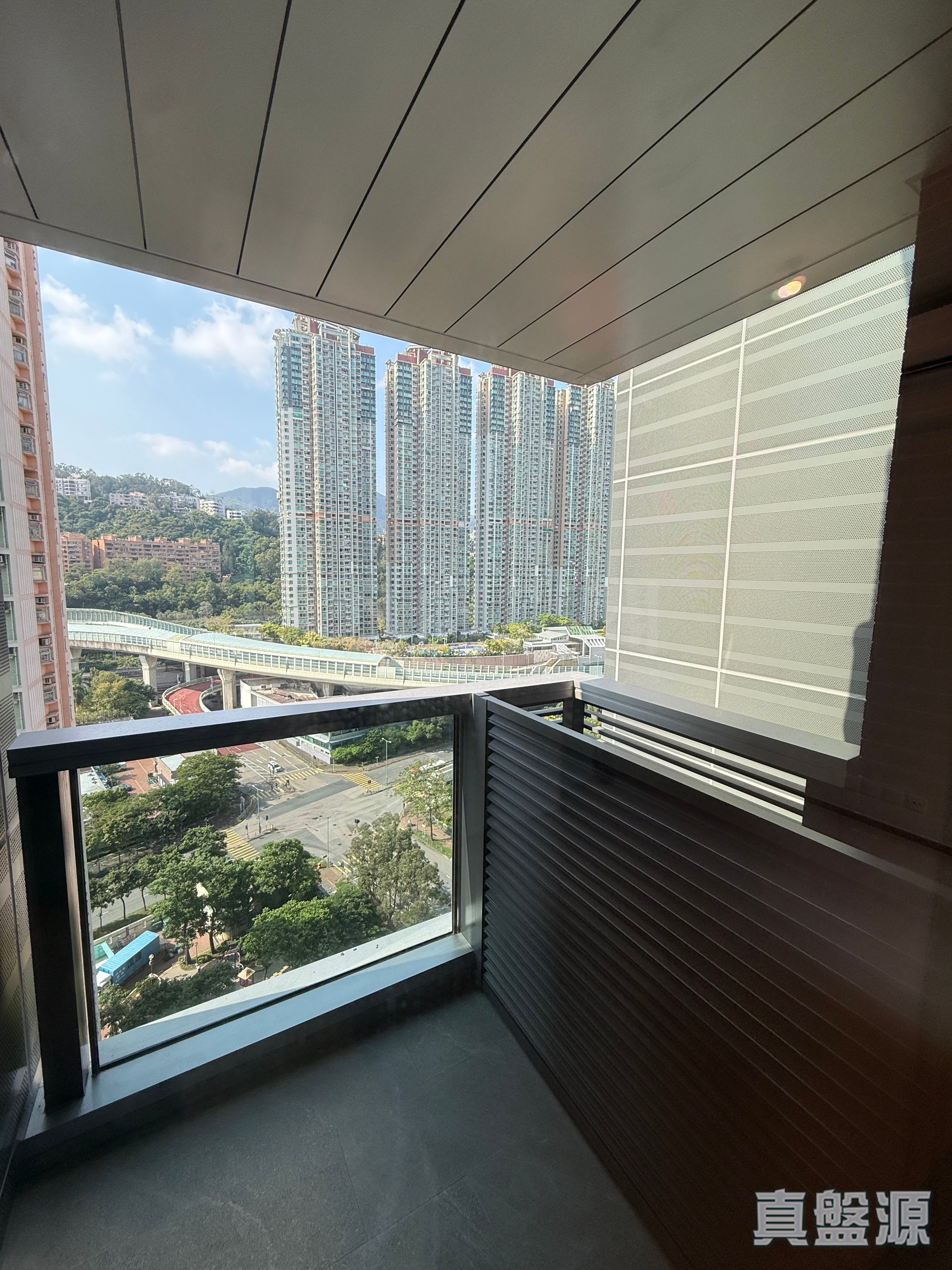 UNI RESIDENCE 高層 H室 大圍