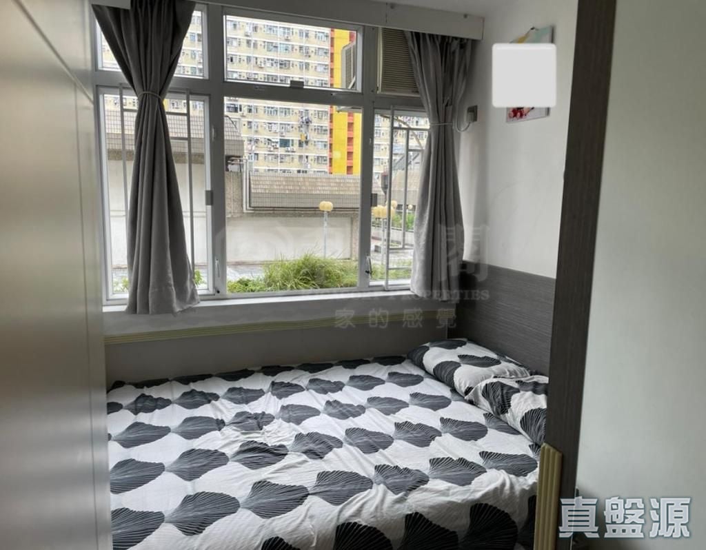 CHEUNG FAT ESTATE CHUN FAT HOUSE (BLOCK 5) High Floor Zone Flat 16 Tsing Yi