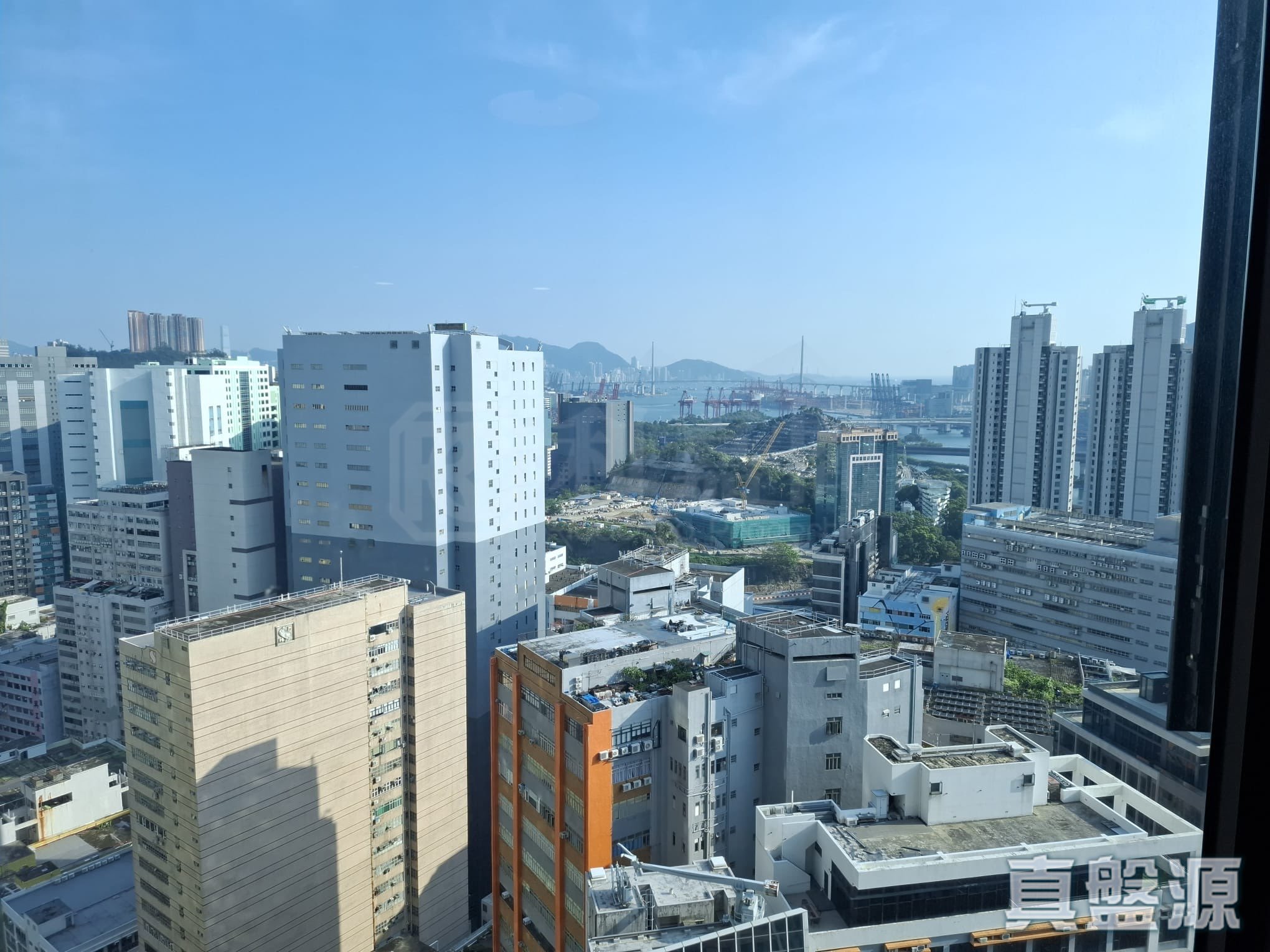 爵悦庭 南爵轩 (A2) 高层 C室 荃湾