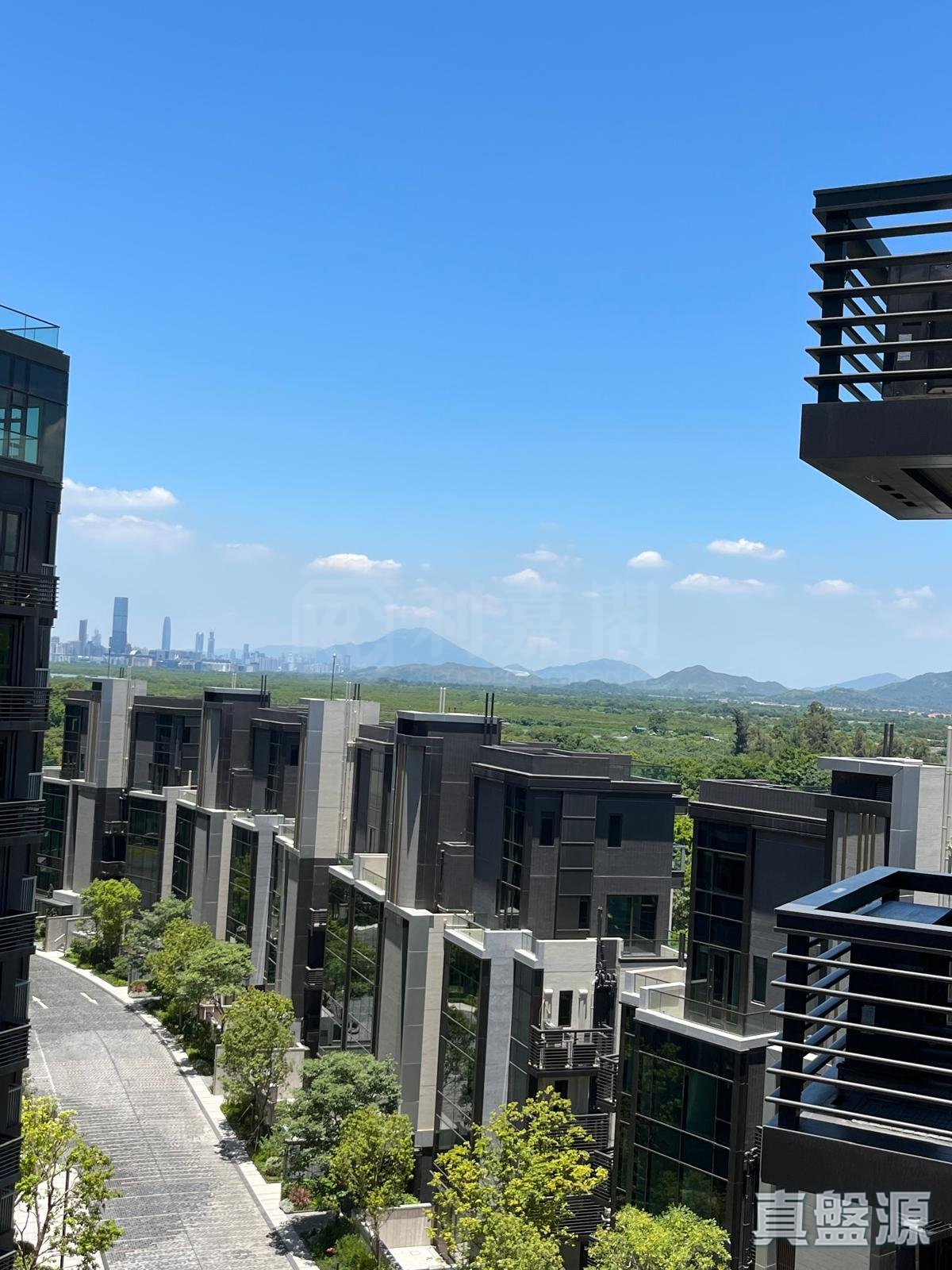 WETLAND SEASONS BAY PHASE 1 - Tower 5b Tin Shui Wai