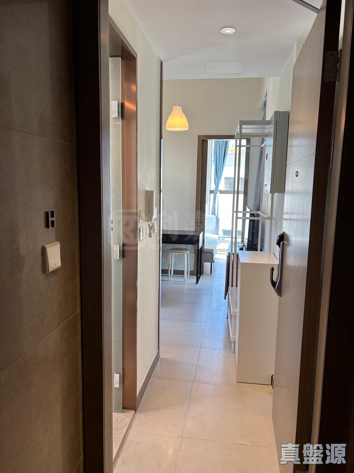 AVA 228 中層 H室 西九龍